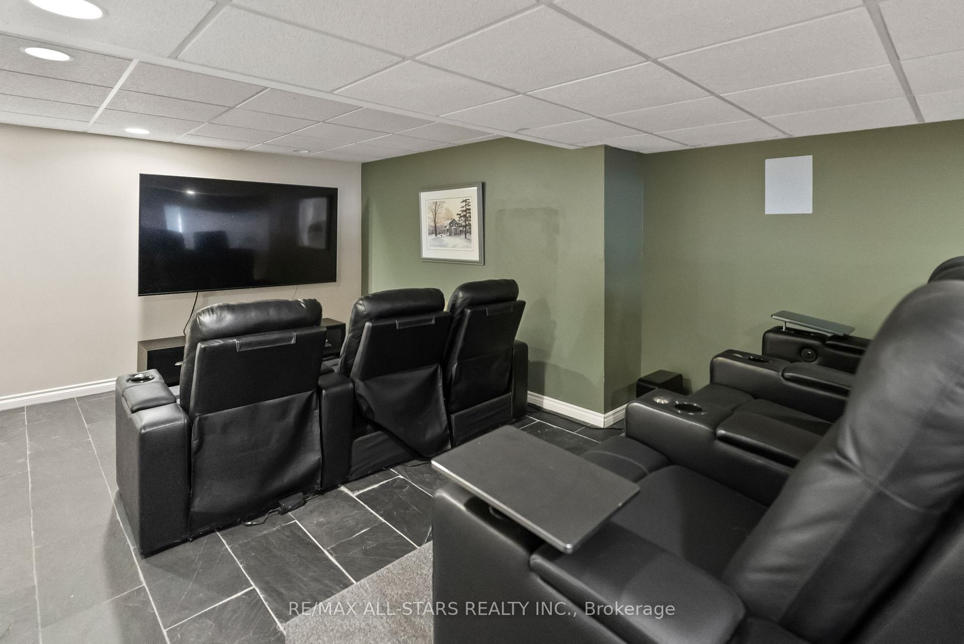 Photo 35 of 23 Silver Spring Crescent, Uxbridge, Rural Uxbridge — HOMEH