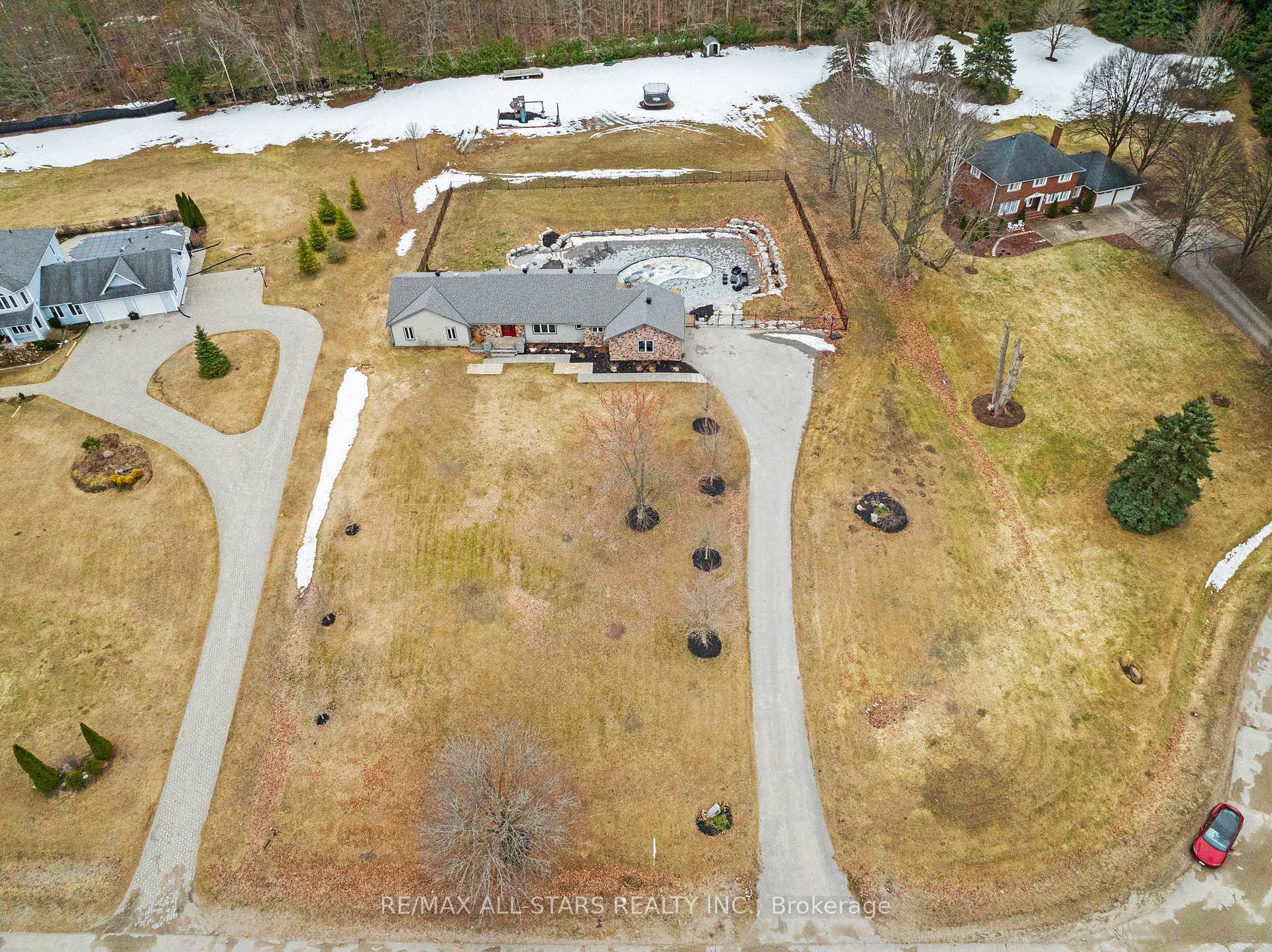 Photo 42 of 23 Silver Spring Crescent, Uxbridge, Rural Uxbridge — HOMEH