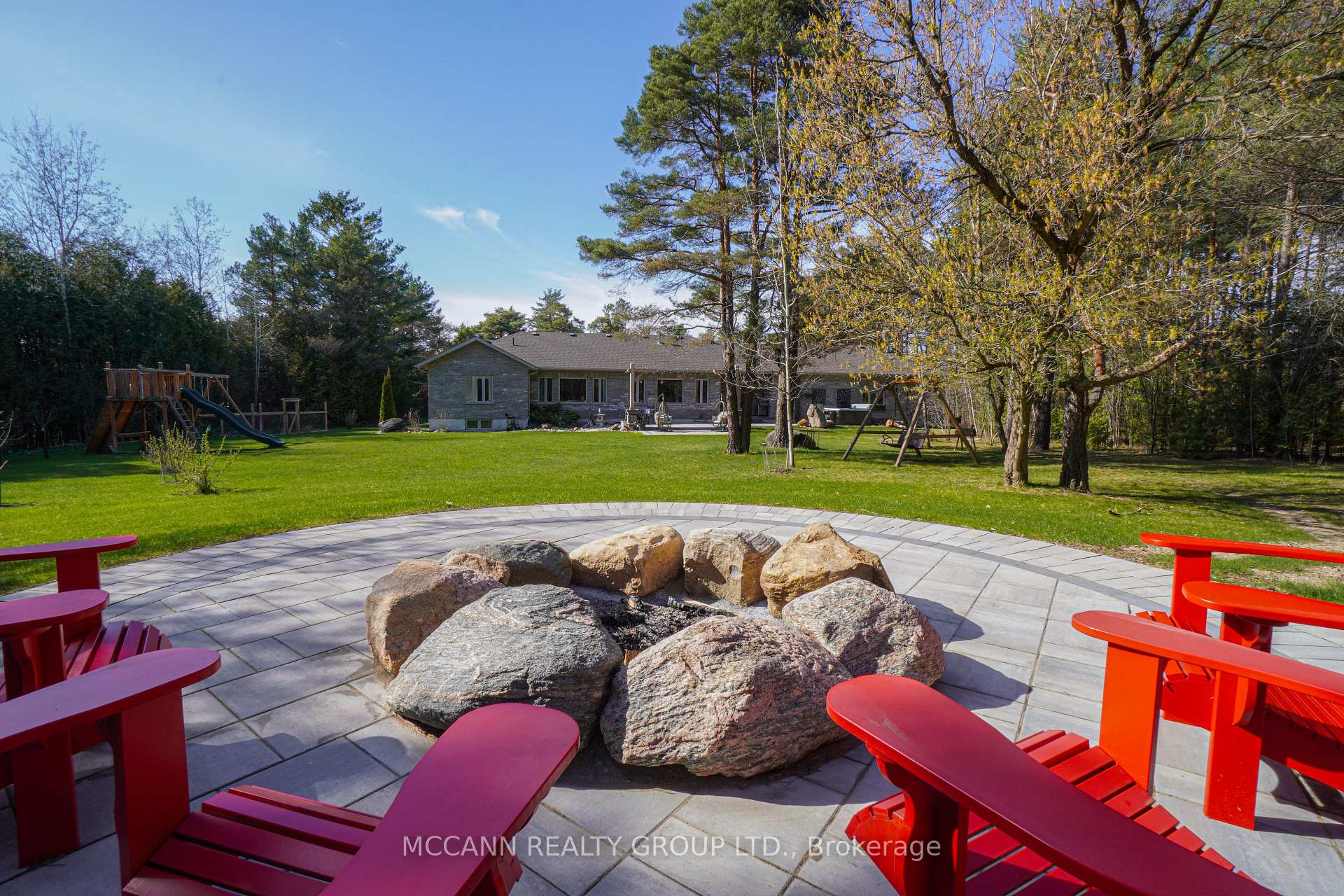 Photo 44 of 14 Sandy Hook Road, Uxbridge — HOMEH