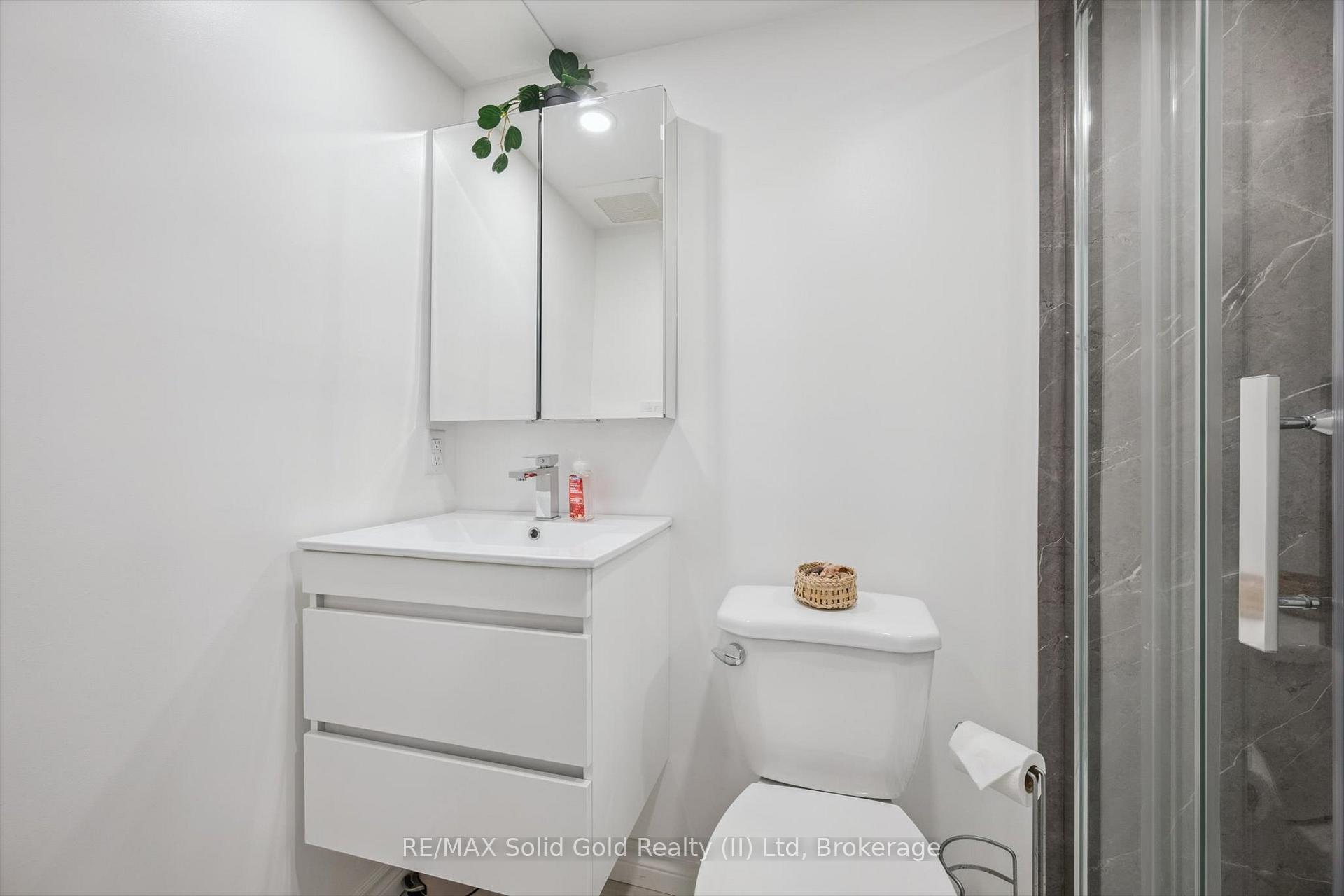 Photo 32 of 227 Buttercup Court, Waterloo — HOMEH