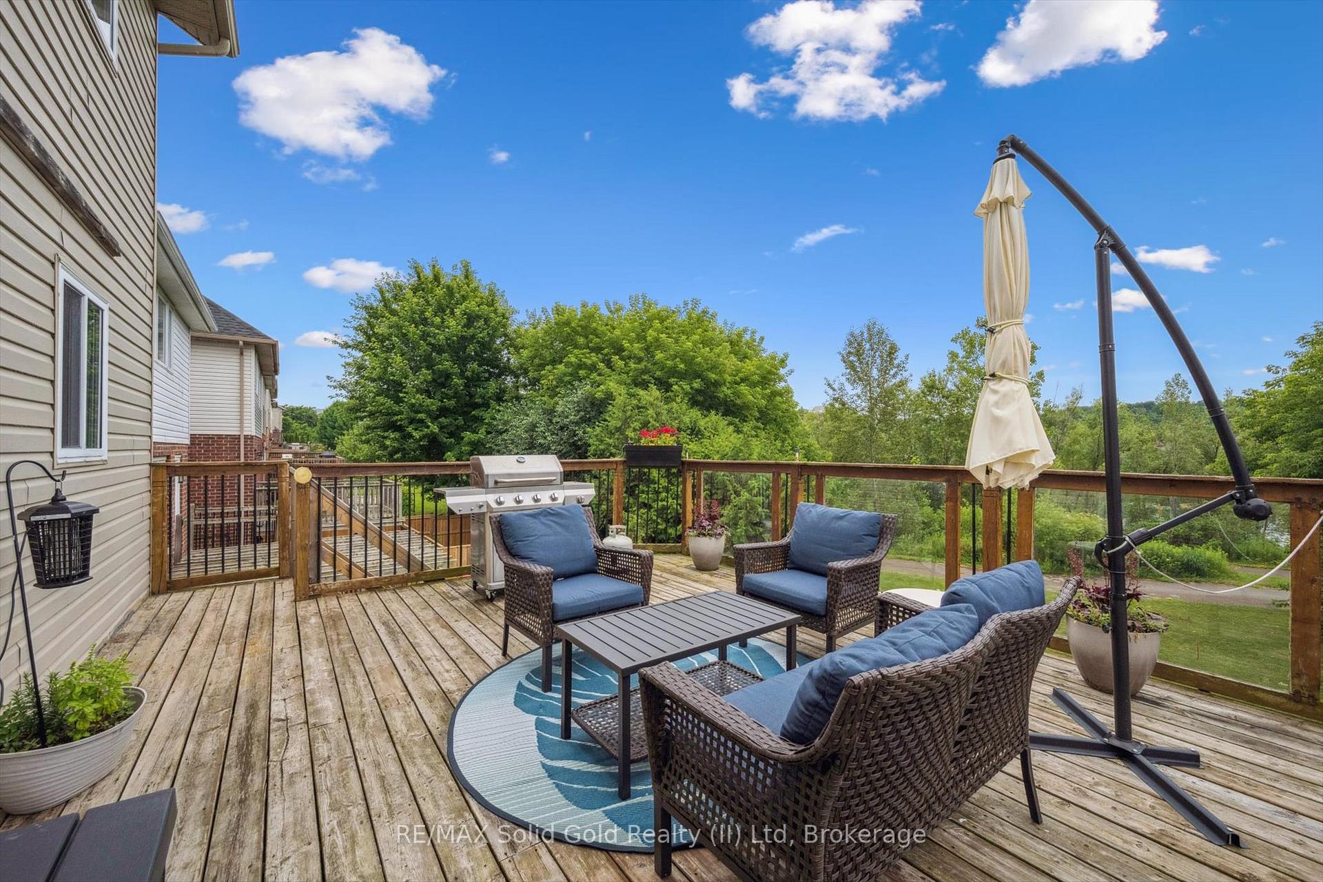 Photo 33 of 227 Buttercup Court, Waterloo — HOMEH