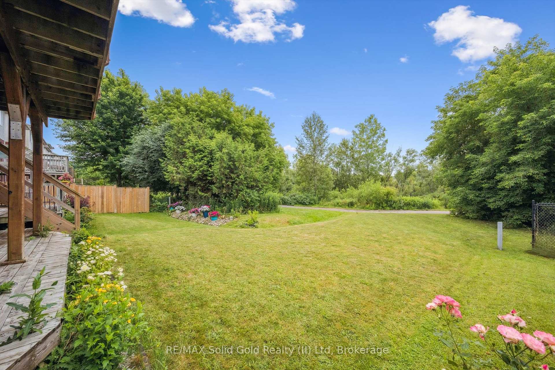 Photo 37 of 227 Buttercup Court, Waterloo — HOMEH