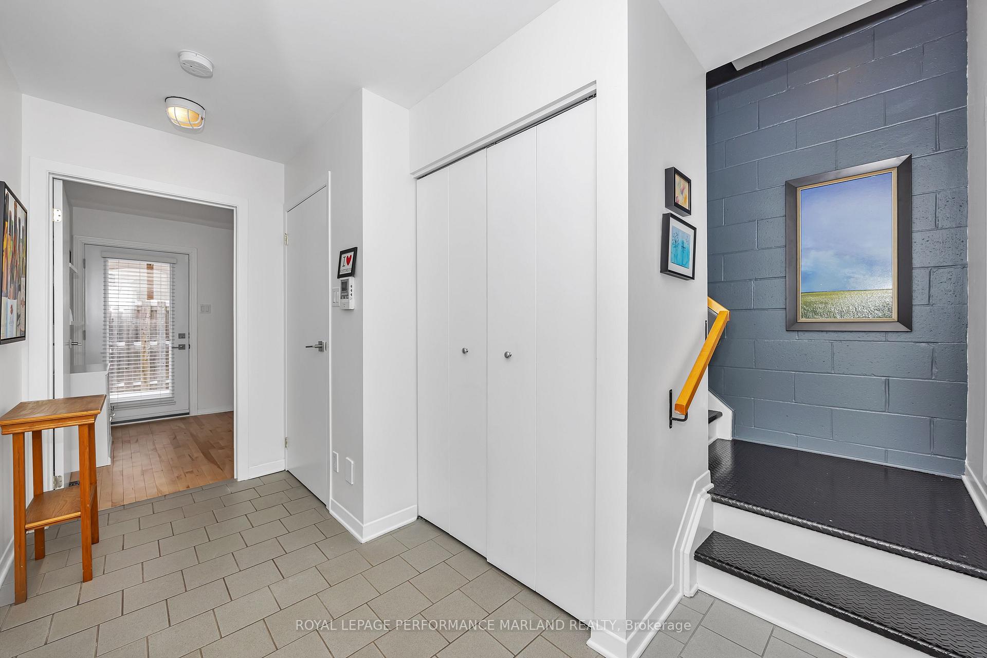 Photo 3 of 1139 Gladstone Avenue, Ottawa, Hintonburg — HOMEH