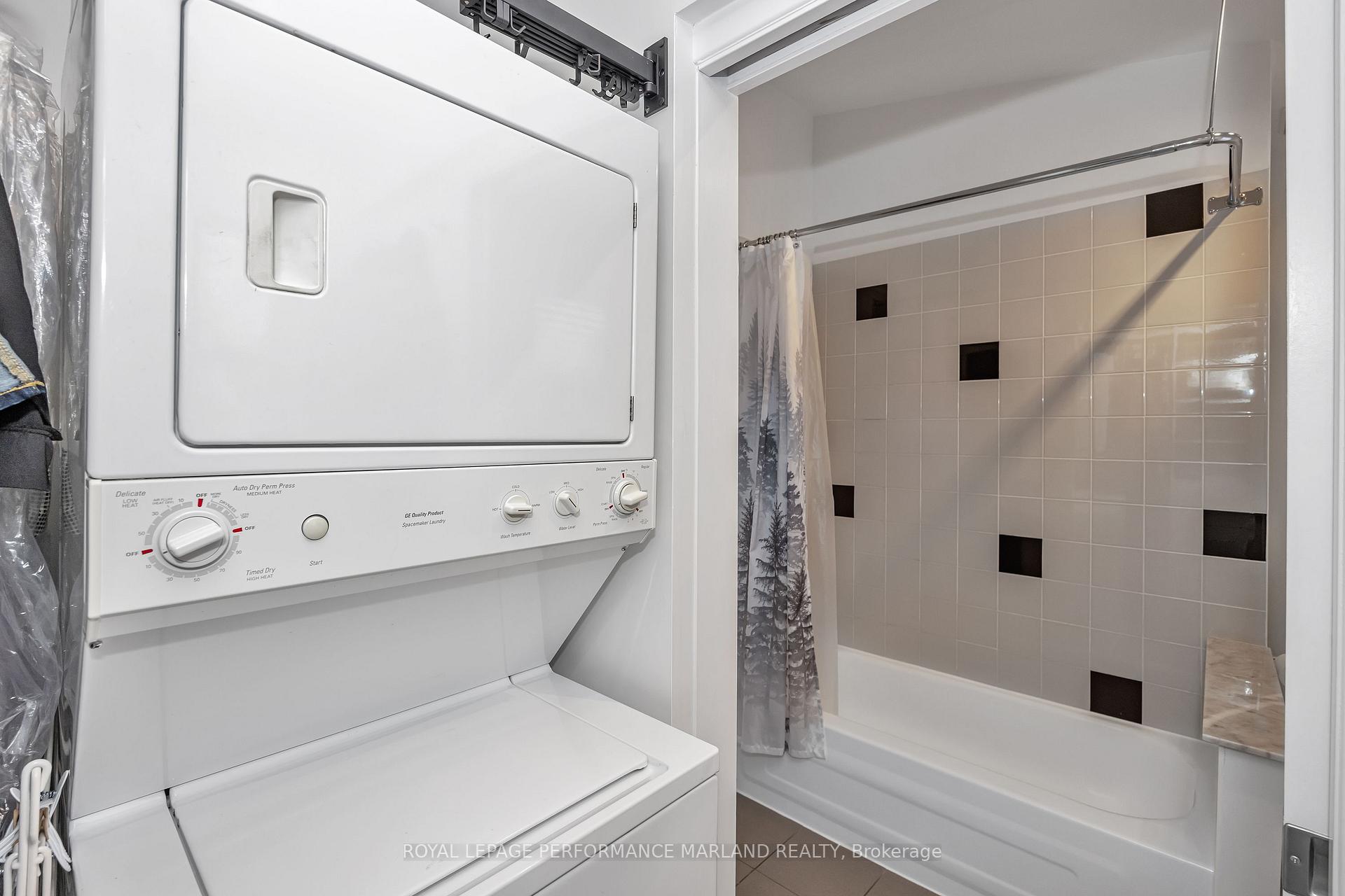Photo 25 of 1139 Gladstone Avenue, Ottawa, Hintonburg — HOMEH