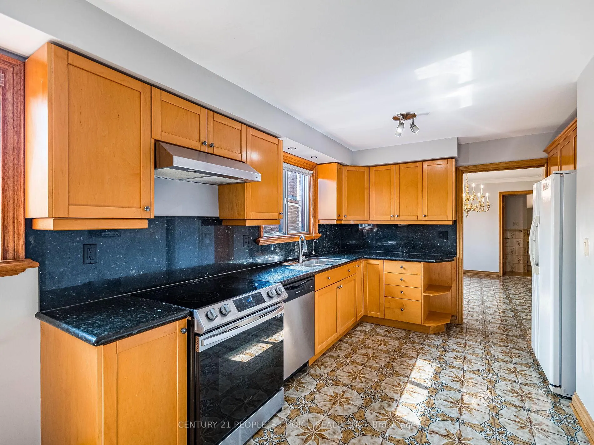 Photo 18 of Unit Upper, 110 Houston Road, Vaughan, West Woodbridge — HOMEH