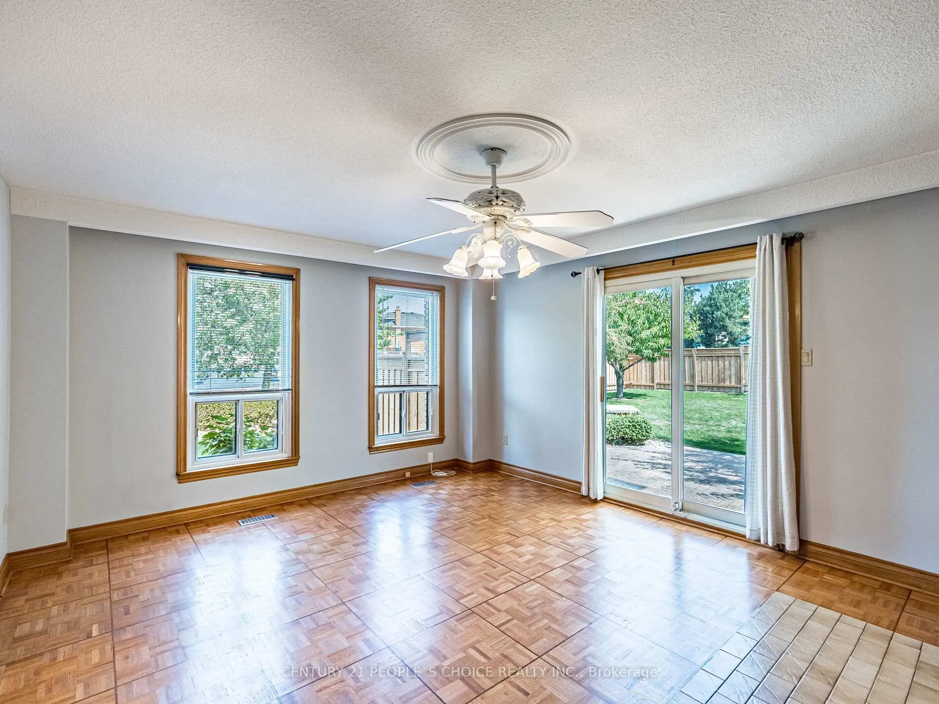 Photo 24 of Unit Upper, 110 Houston Road, Vaughan, West Woodbridge — HOMEH