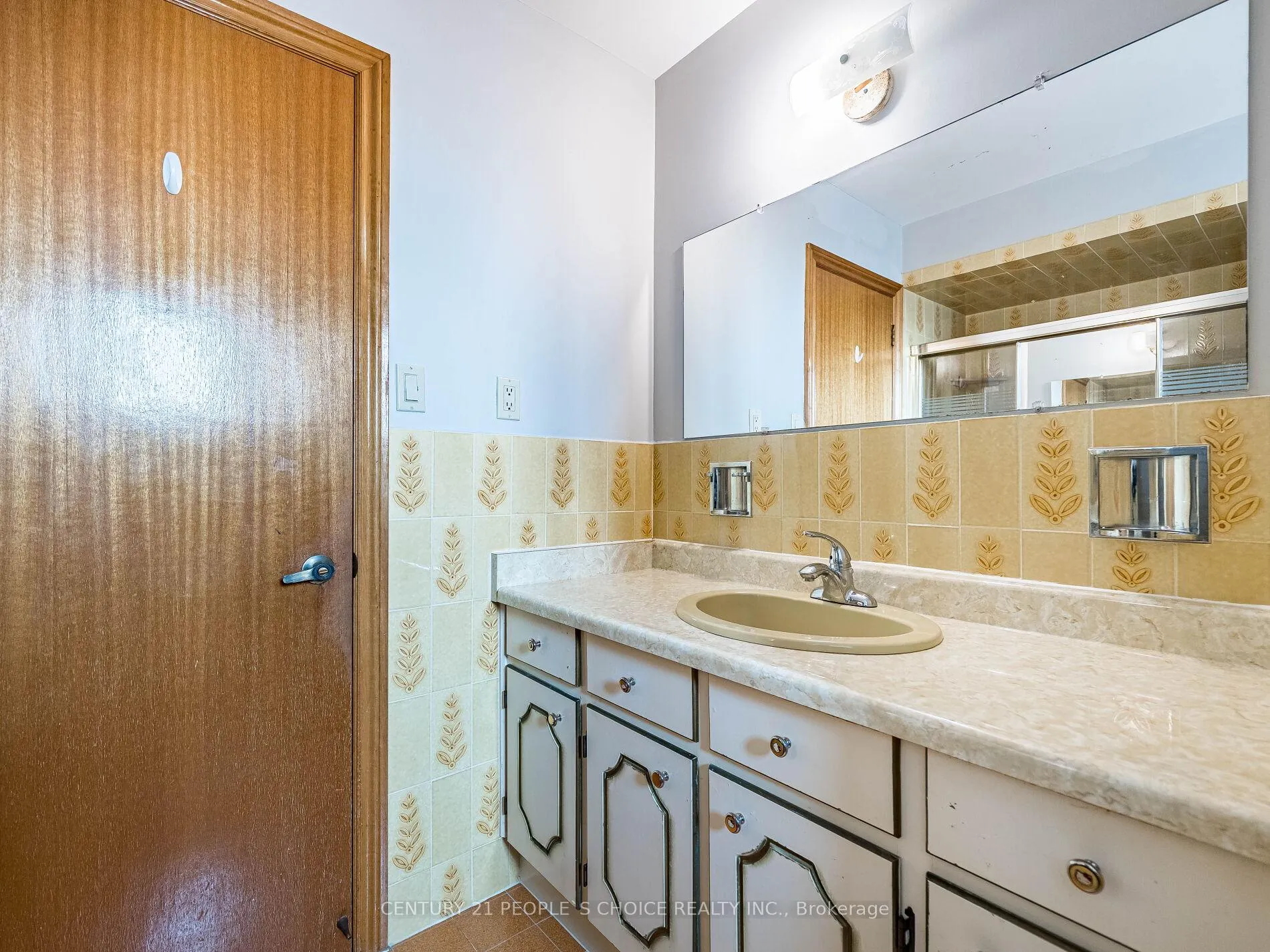 Photo 45 of Unit Upper, 110 Houston Road, Vaughan, West Woodbridge — HOMEH