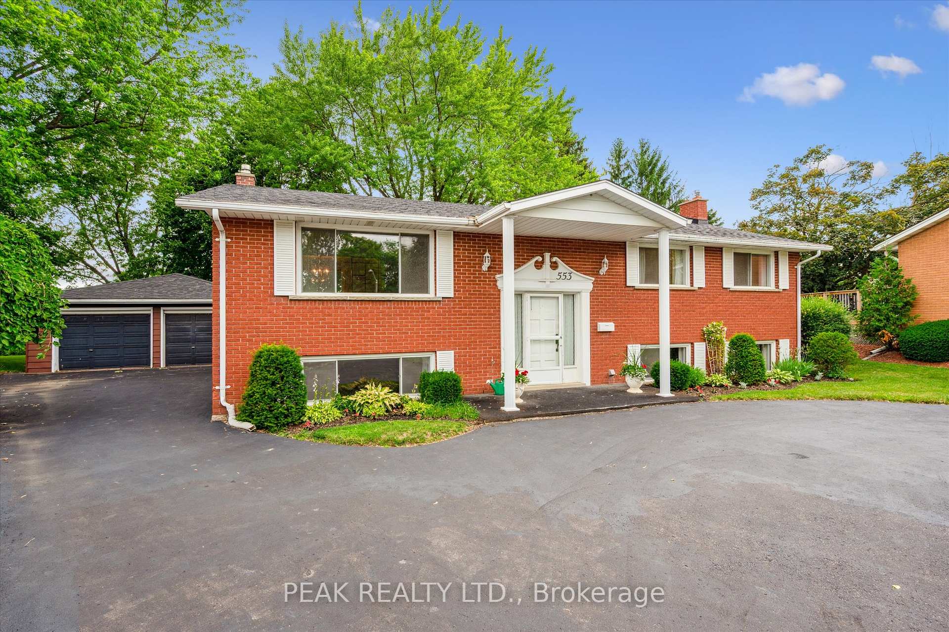 Photo 4 of 553 Glendene Crescent, Waterloo — HOMEH