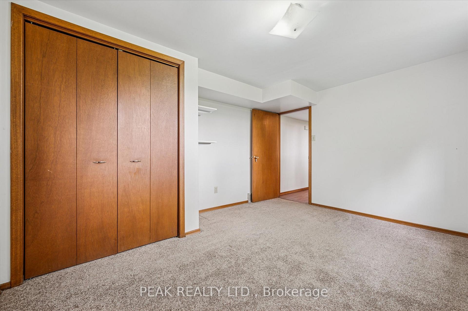 Photo 36 of 553 Glendene Crescent, Waterloo — HOMEH