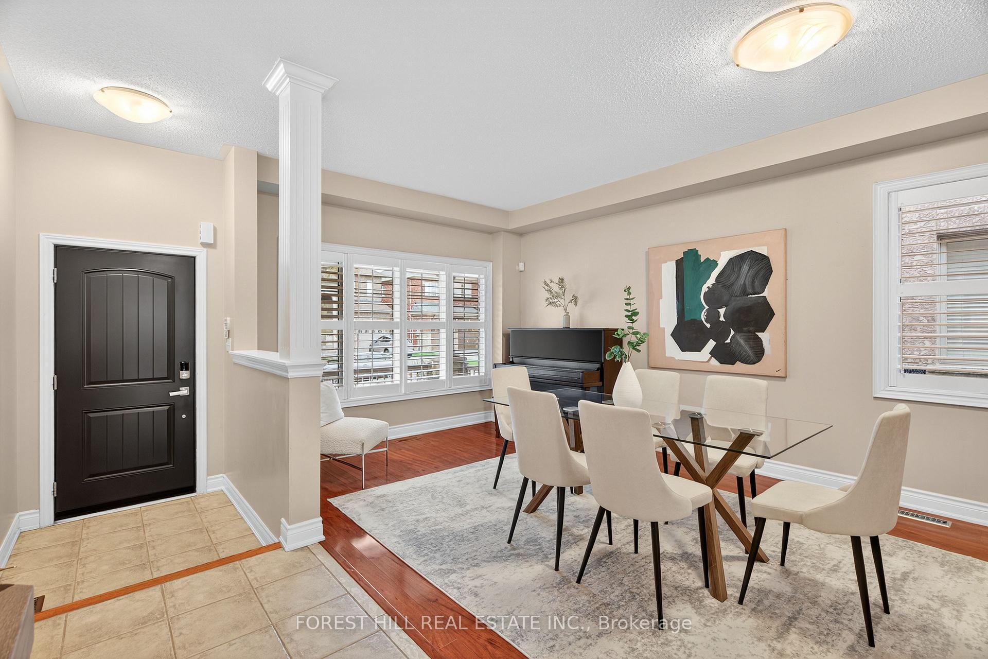Photo 5 of 10 Mendel Crescent, Vaughan, Patterson — HOMEH