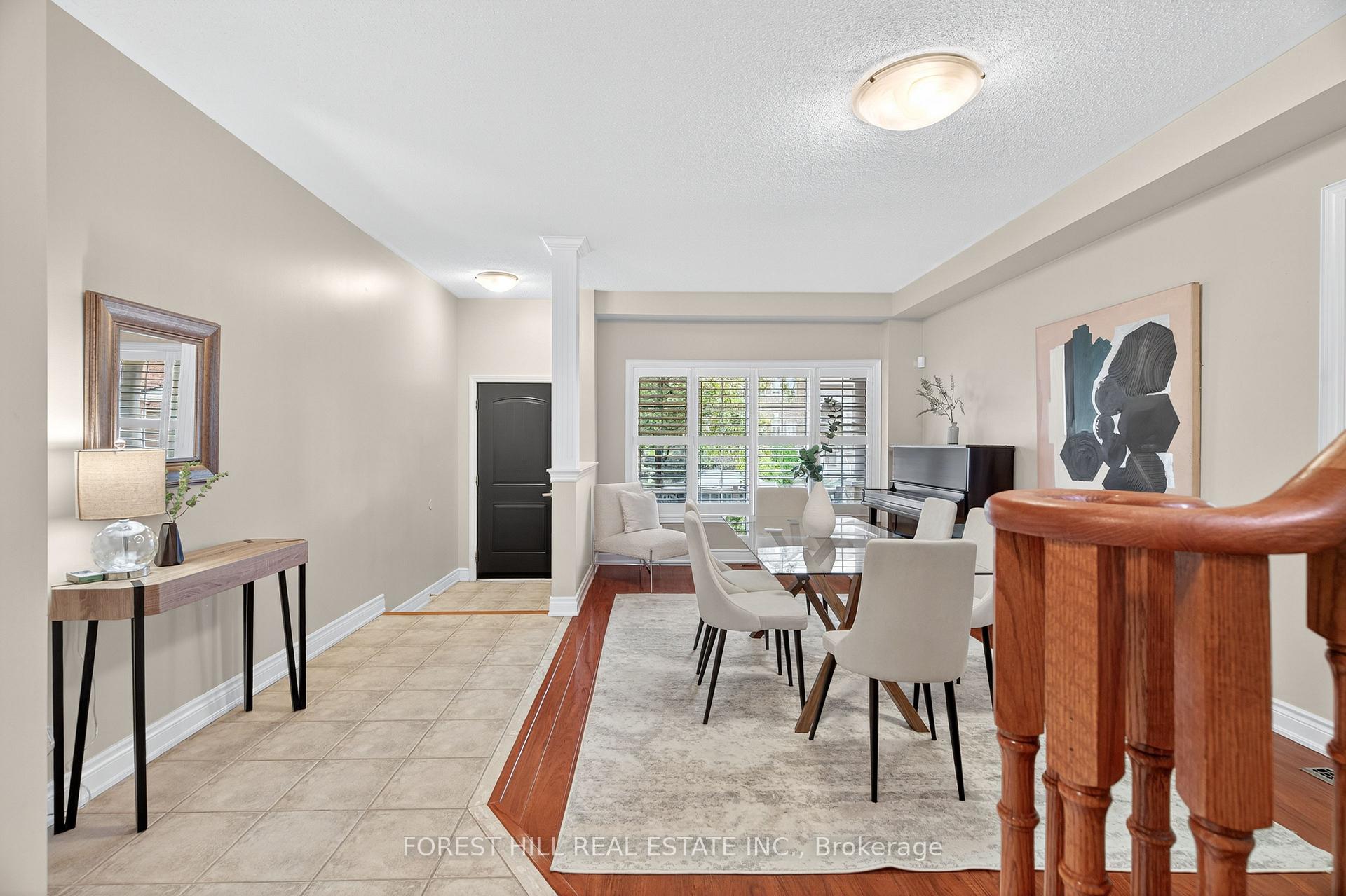 Photo 6 of 10 Mendel Crescent, Vaughan, Patterson — HOMEH