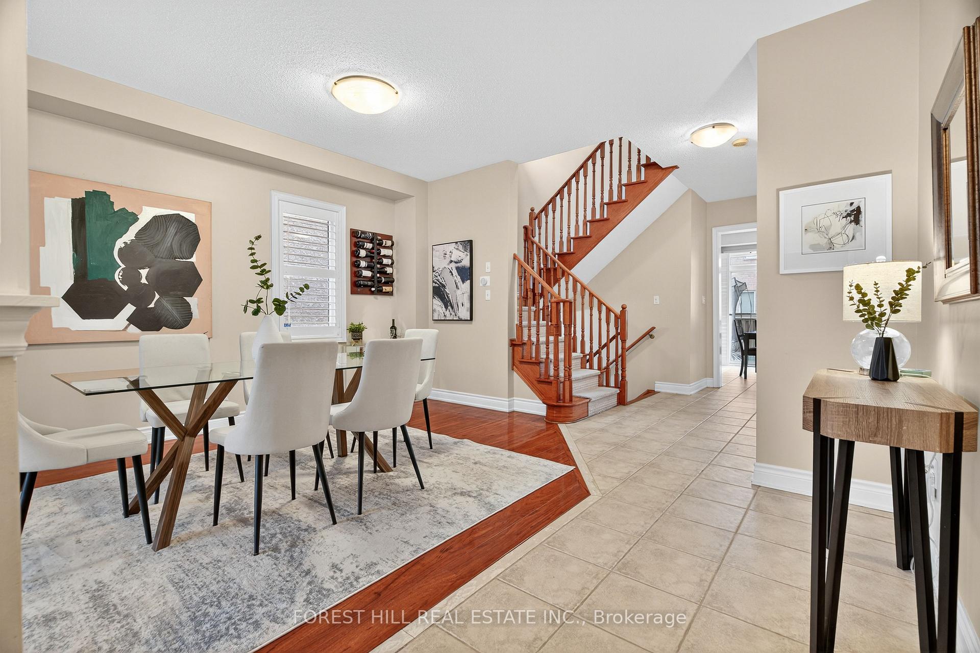 Photo 8 of 10 Mendel Crescent, Vaughan, Patterson — HOMEH