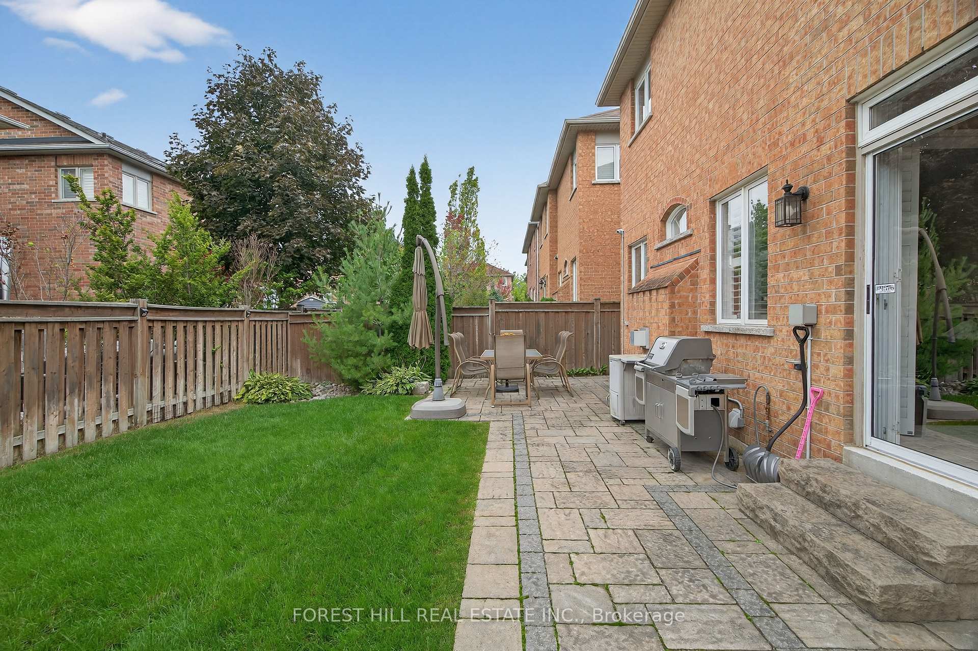 Photo 36 of 10 Mendel Crescent, Vaughan, Patterson — HOMEH