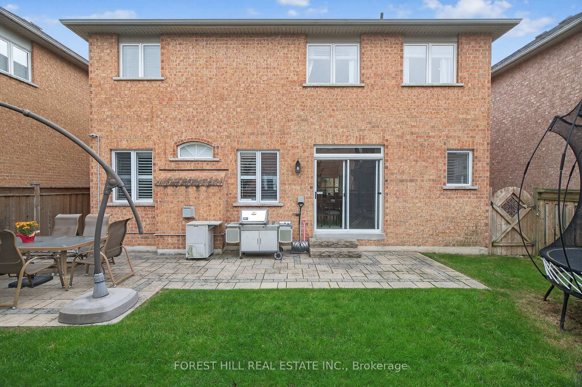 Photo 37 of 10 Mendel Crescent, Vaughan, Patterson — HOMEH