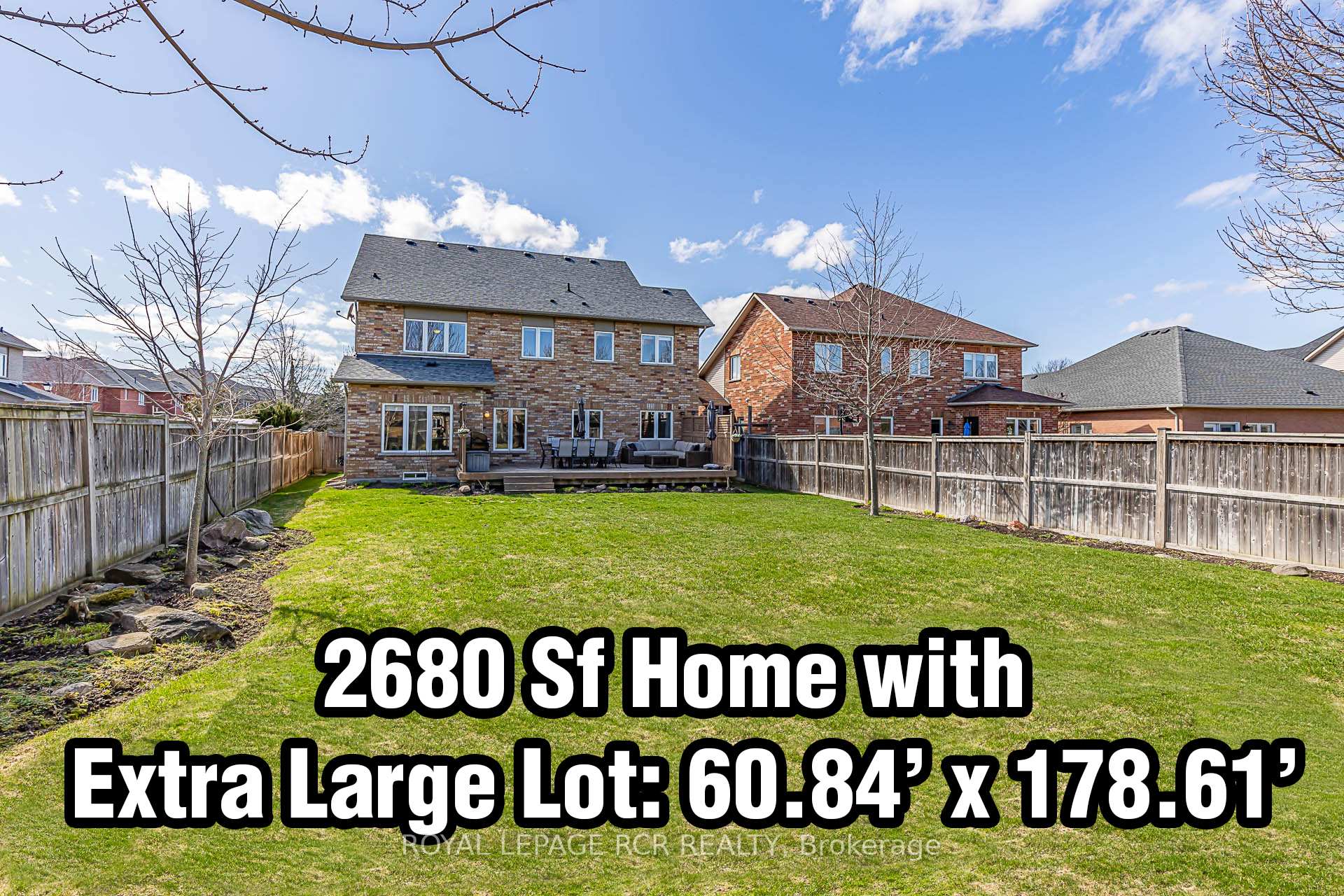 Photo 2 of 9 Coral Creek Crescent, Uxbridge — HOMEH