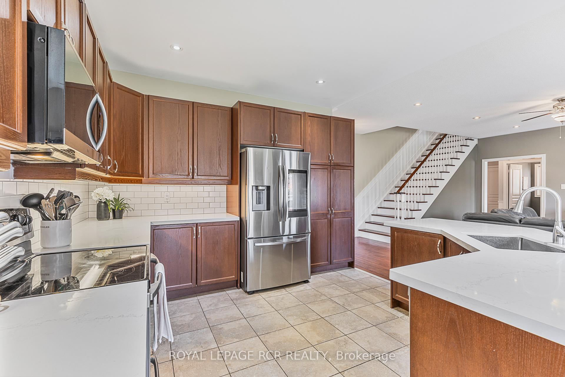 Photo 17 of 9 Coral Creek Crescent, Uxbridge — HOMEH
