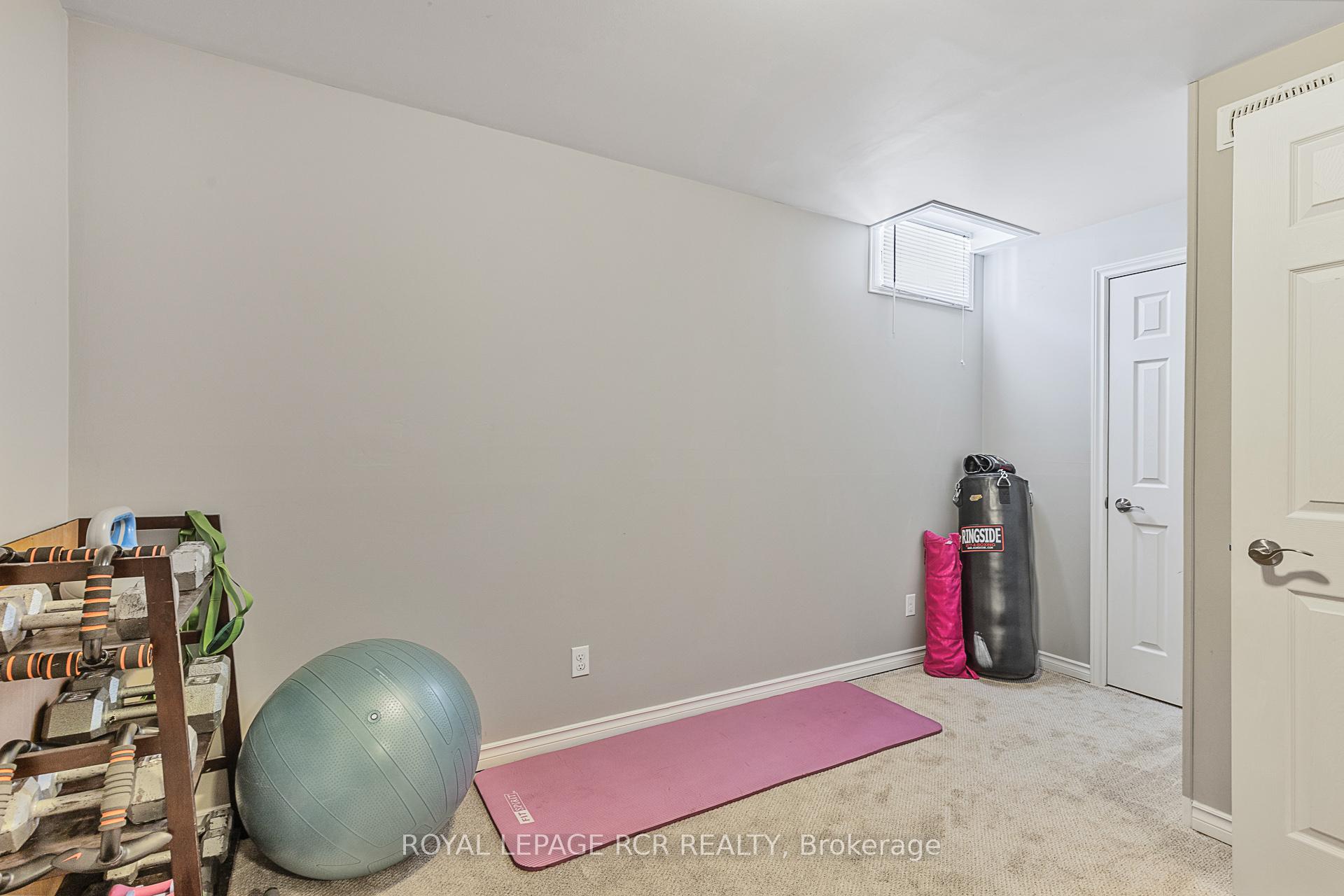 Photo 33 of 9 Coral Creek Crescent, Uxbridge — HOMEH