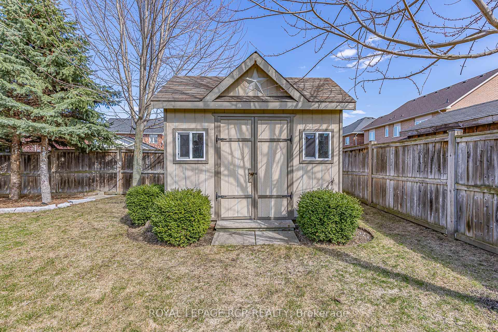 Photo 43 of 9 Coral Creek Crescent, Uxbridge — HOMEH