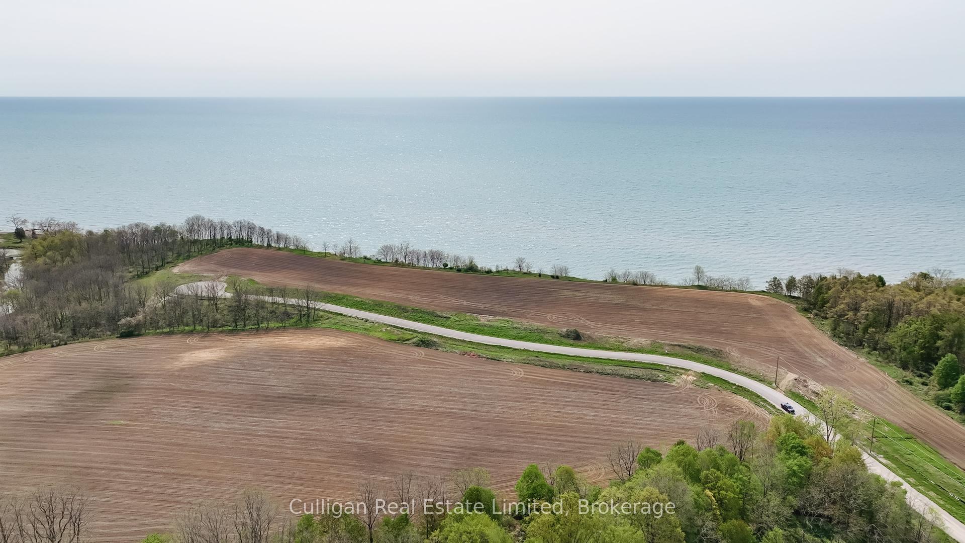 Photo 4 of UNIT 1 Bluffs Road, West Elgin, Rural West Elgin — HOMEH