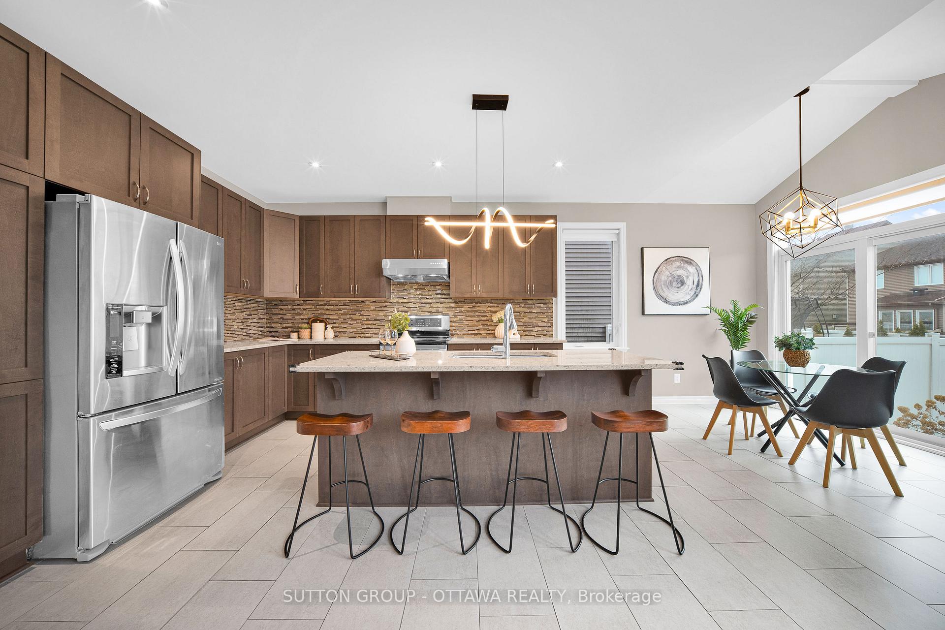 Photo 12 of 412 Odessa Way, Ottawa, Barrhaven - Cedargrove/Fraserdale — HOMEH