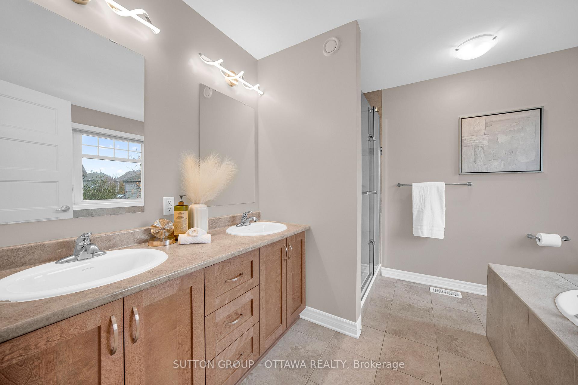 Photo 24 of 412 Odessa Way, Ottawa, Barrhaven - Cedargrove/Fraserdale — HOMEH