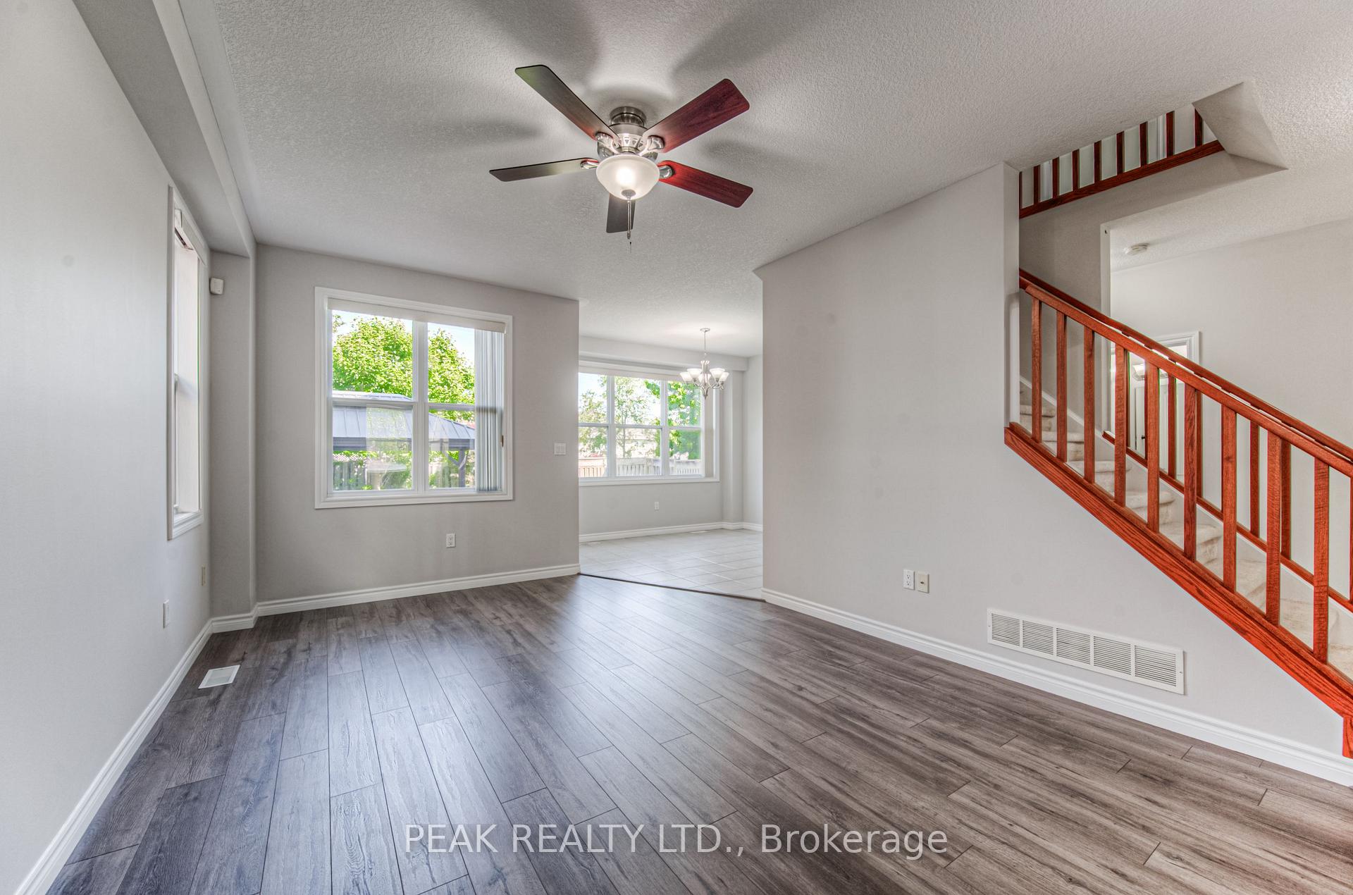 Photo 10 of 552 Altheim Crescent, Waterloo — HOMEH