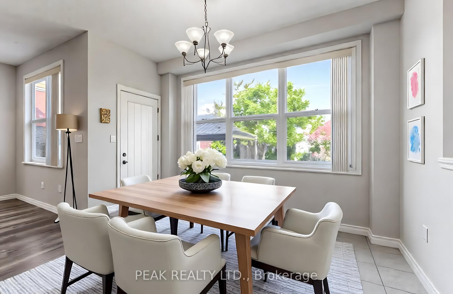 Photo 23 of 552 Altheim Crescent, Waterloo — HOMEH