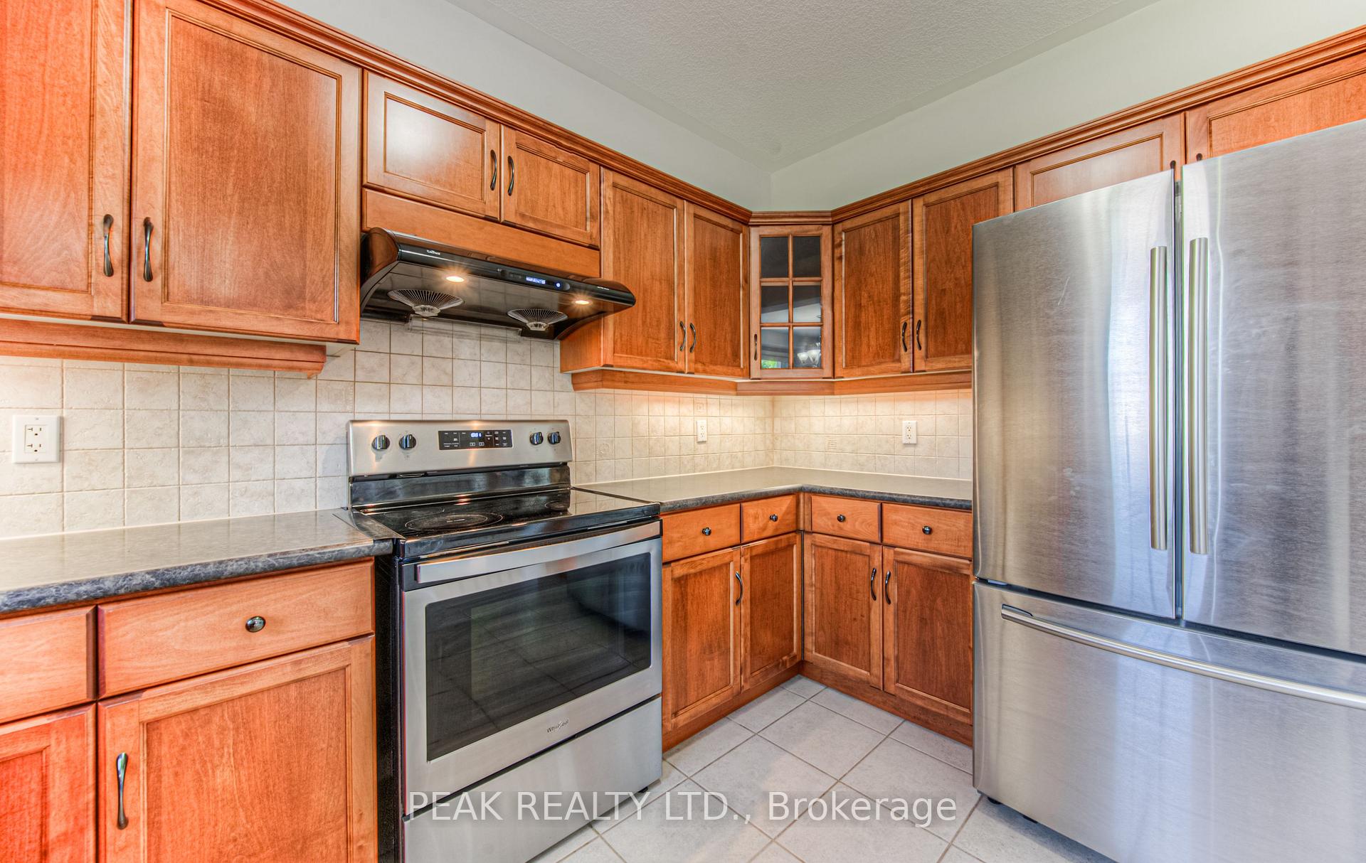 Photo 29 of 552 Altheim Crescent, Waterloo — HOMEH
