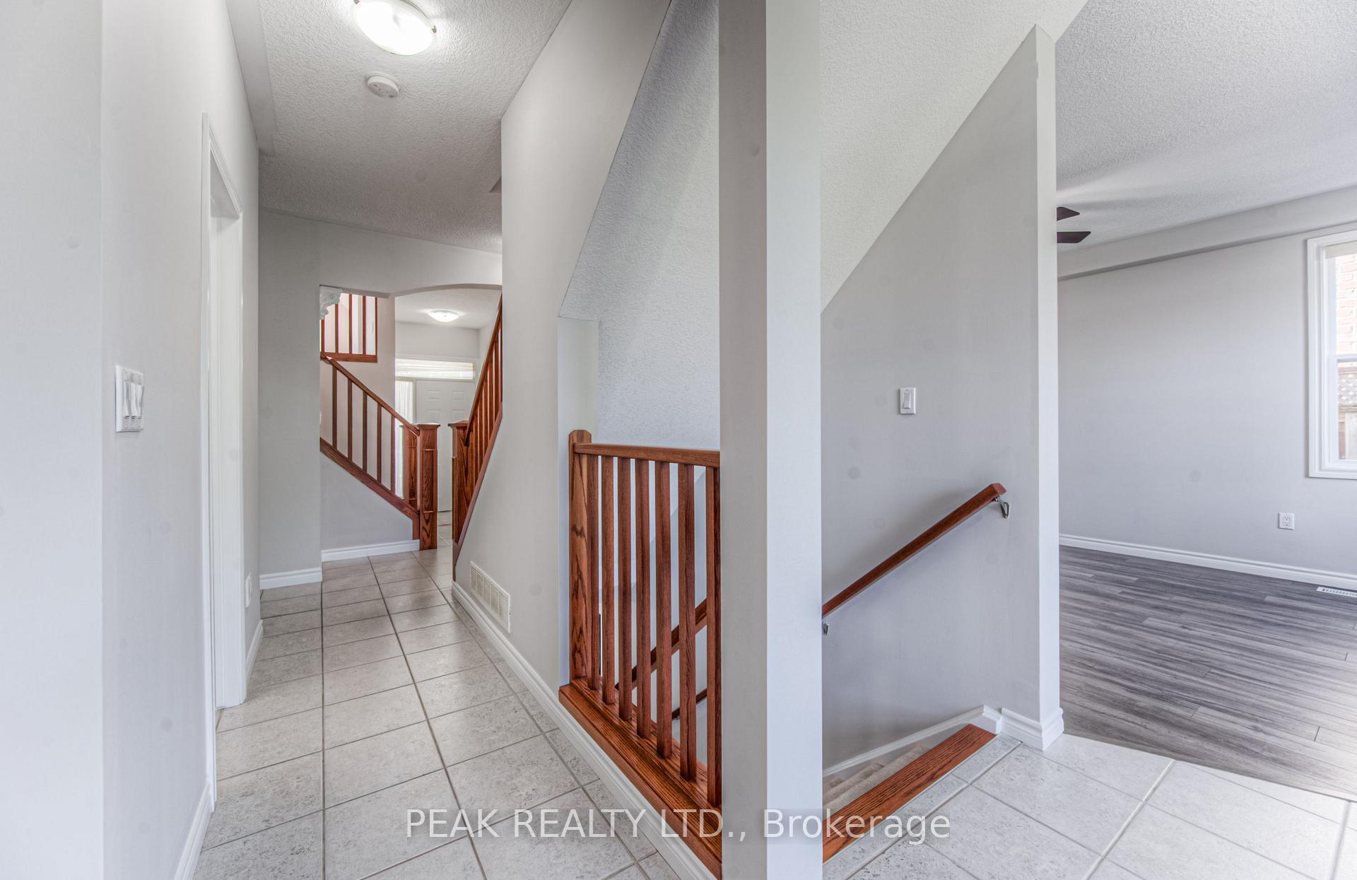 Photo 30 of 552 Altheim Crescent, Waterloo — HOMEH