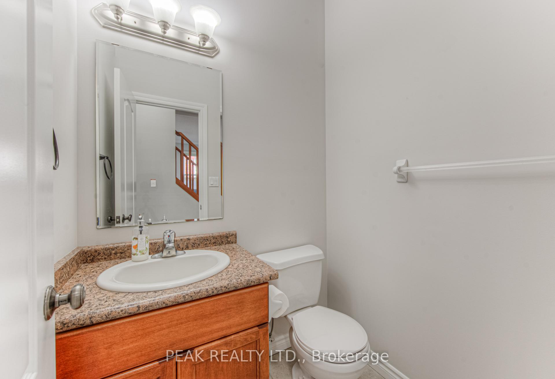 Photo 31 of 552 Altheim Crescent, Waterloo — HOMEH
