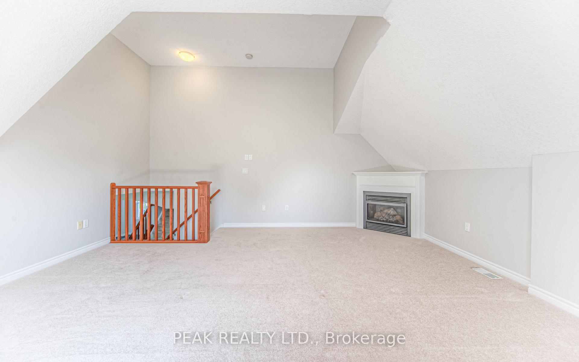 Photo 38 of 552 Altheim Crescent, Waterloo — HOMEH