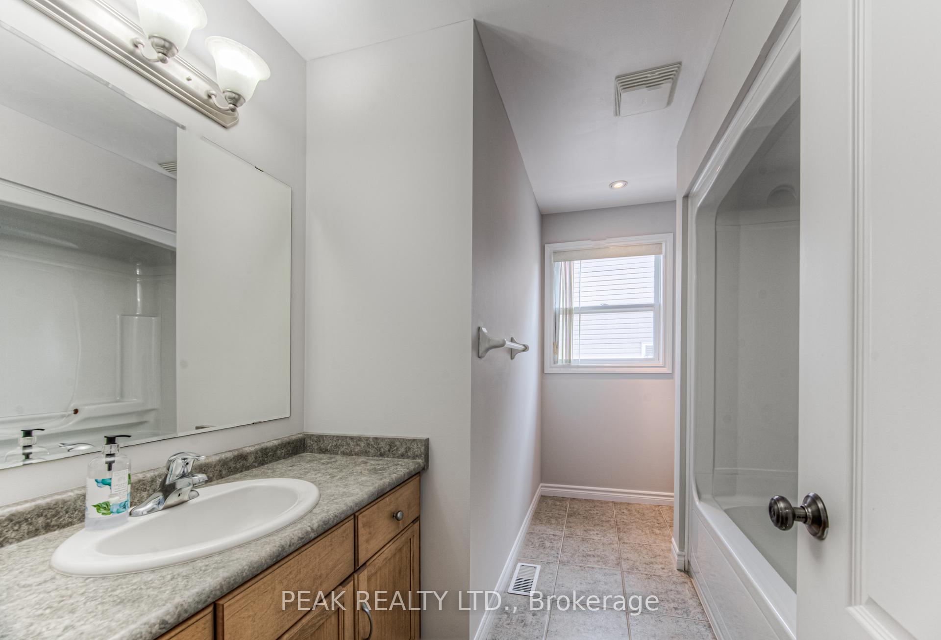 Photo 44 of 552 Altheim Crescent, Waterloo — HOMEH