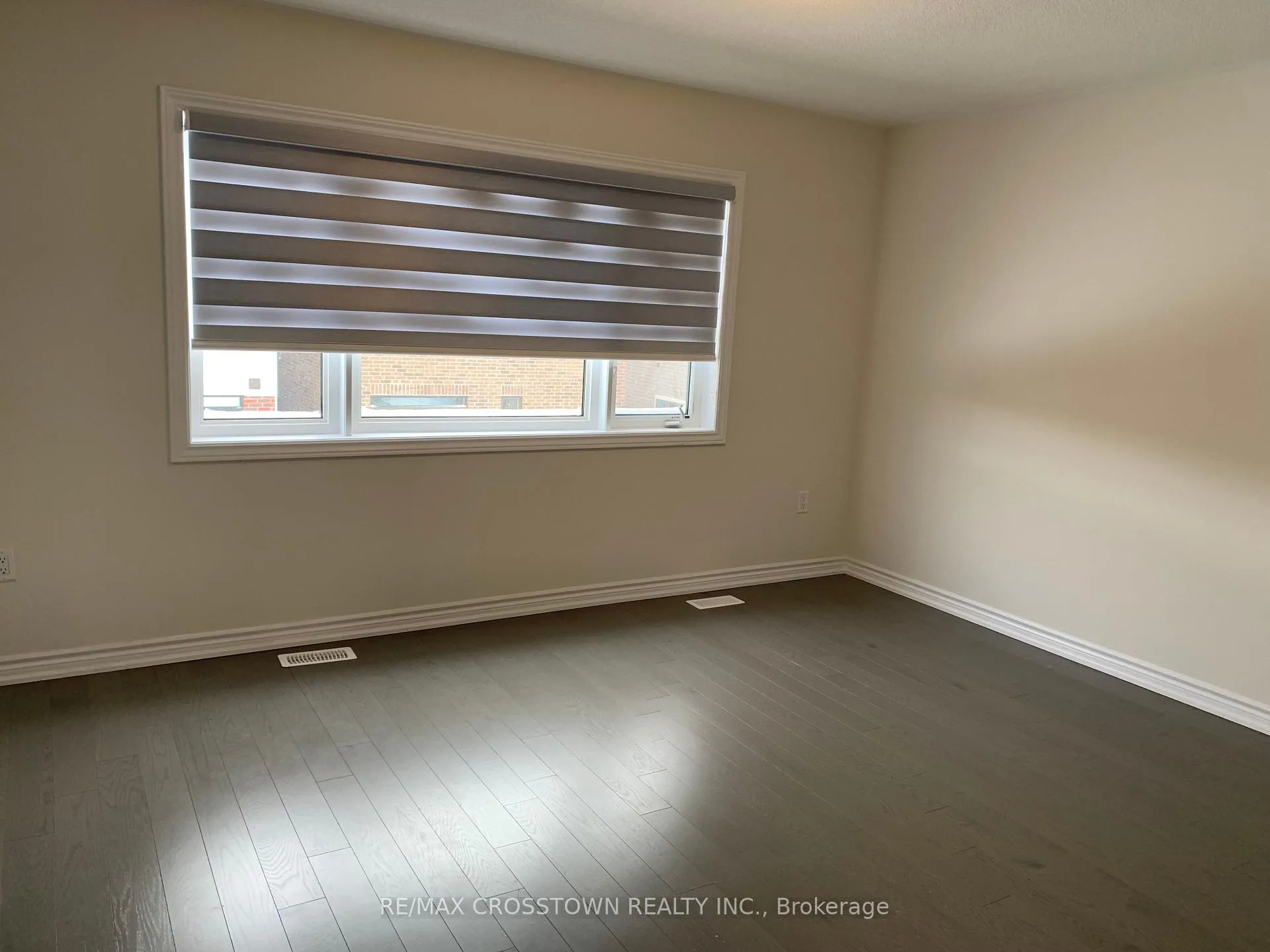 Photo 19 of 20 Rochester Drive, Barrie, Rural Barrie Southeast — HOMEH