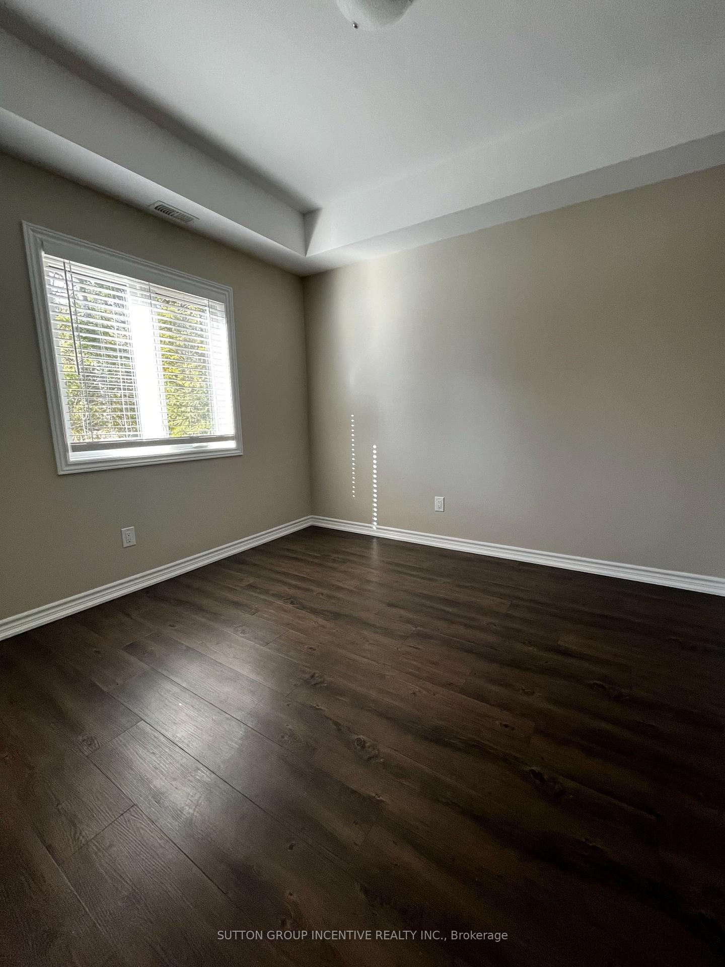Photo 11 of Unit A, 120 40th Street, Wasaga Beach — HOMEH