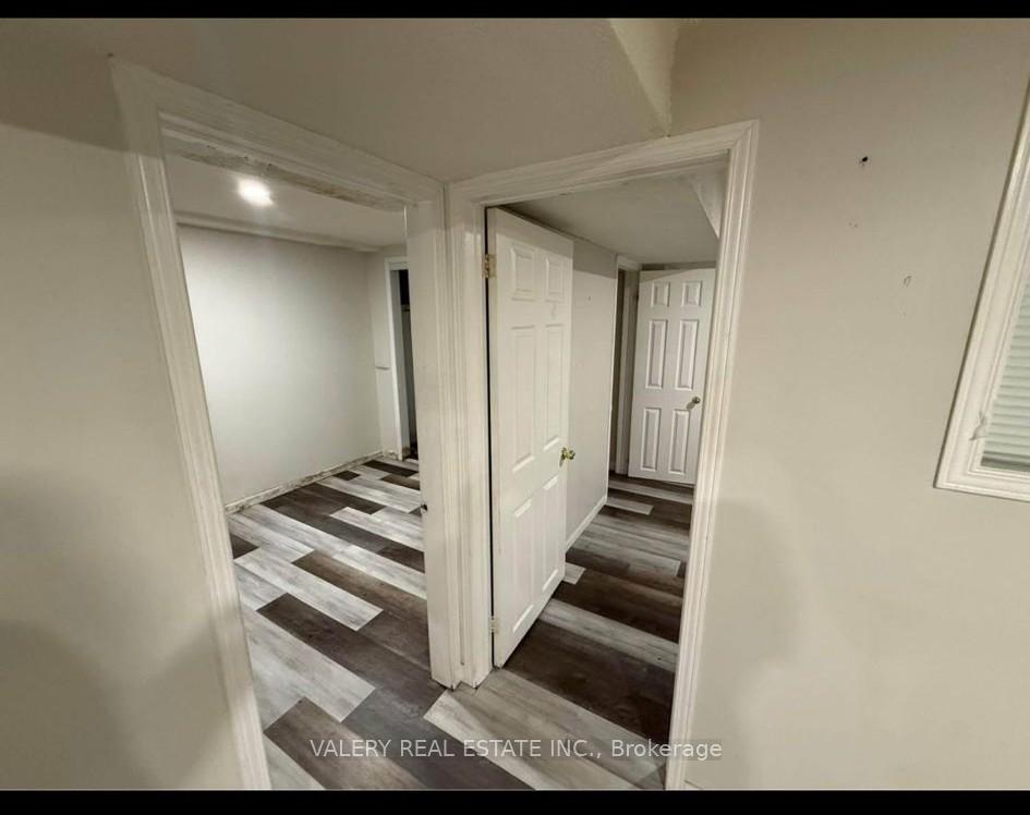 Photo 9 of 25 Cormel Street, Vaughan, Maple — HOMEH