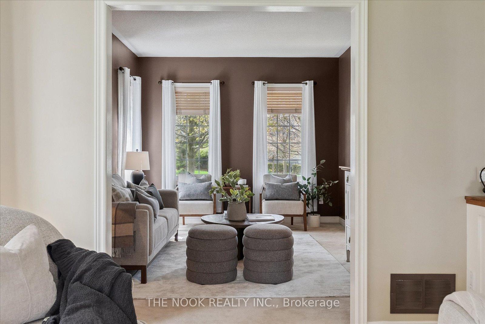 Photo 4 of 5 Isaac Court, Uxbridge — HOMEH