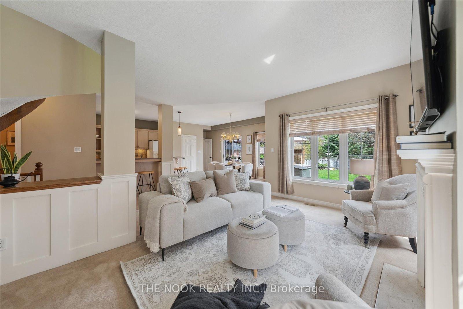 Photo 6 of 5 Isaac Court, Uxbridge — HOMEH