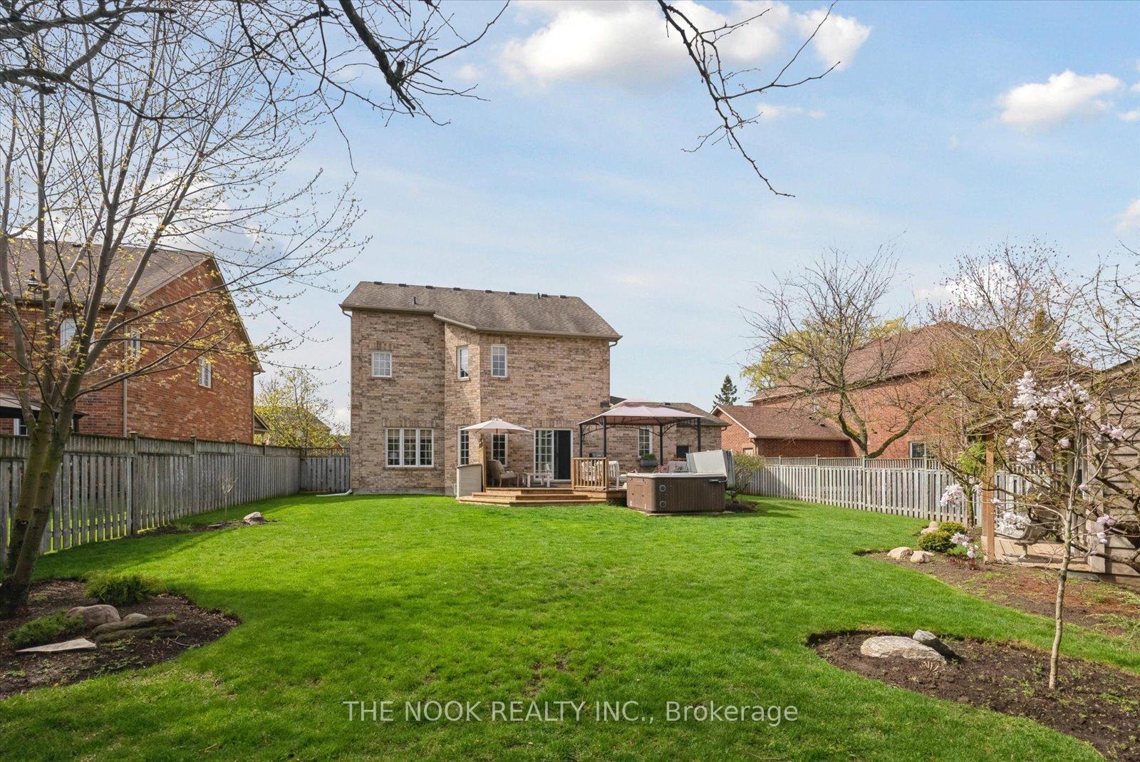 Photo 22 of 5 Isaac Court, Uxbridge — HOMEH