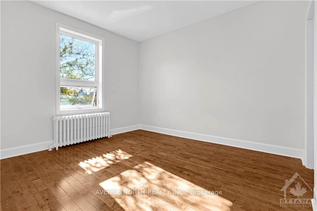 Photo 4 of Unit 2, 871 Somerset Street W, Ottawa, West Centre Town — HOMEH