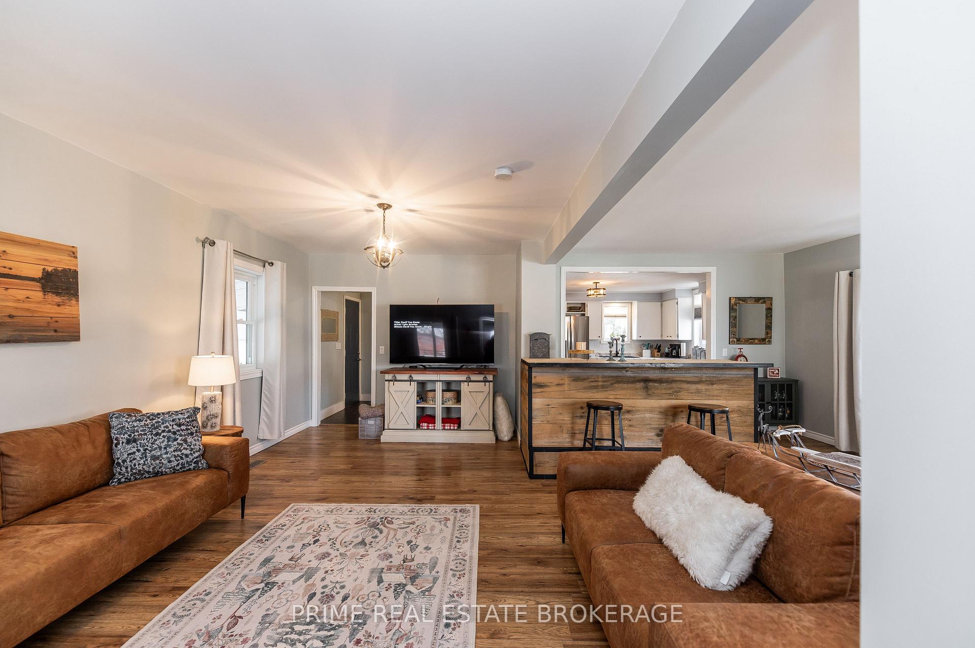 Photo 5 of 132 Graham Road, West Elgin, West Lorne — HOMEH