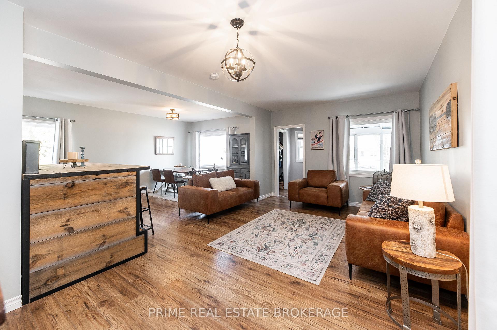 Photo 6 of 132 Graham Road, West Elgin, West Lorne — HOMEH