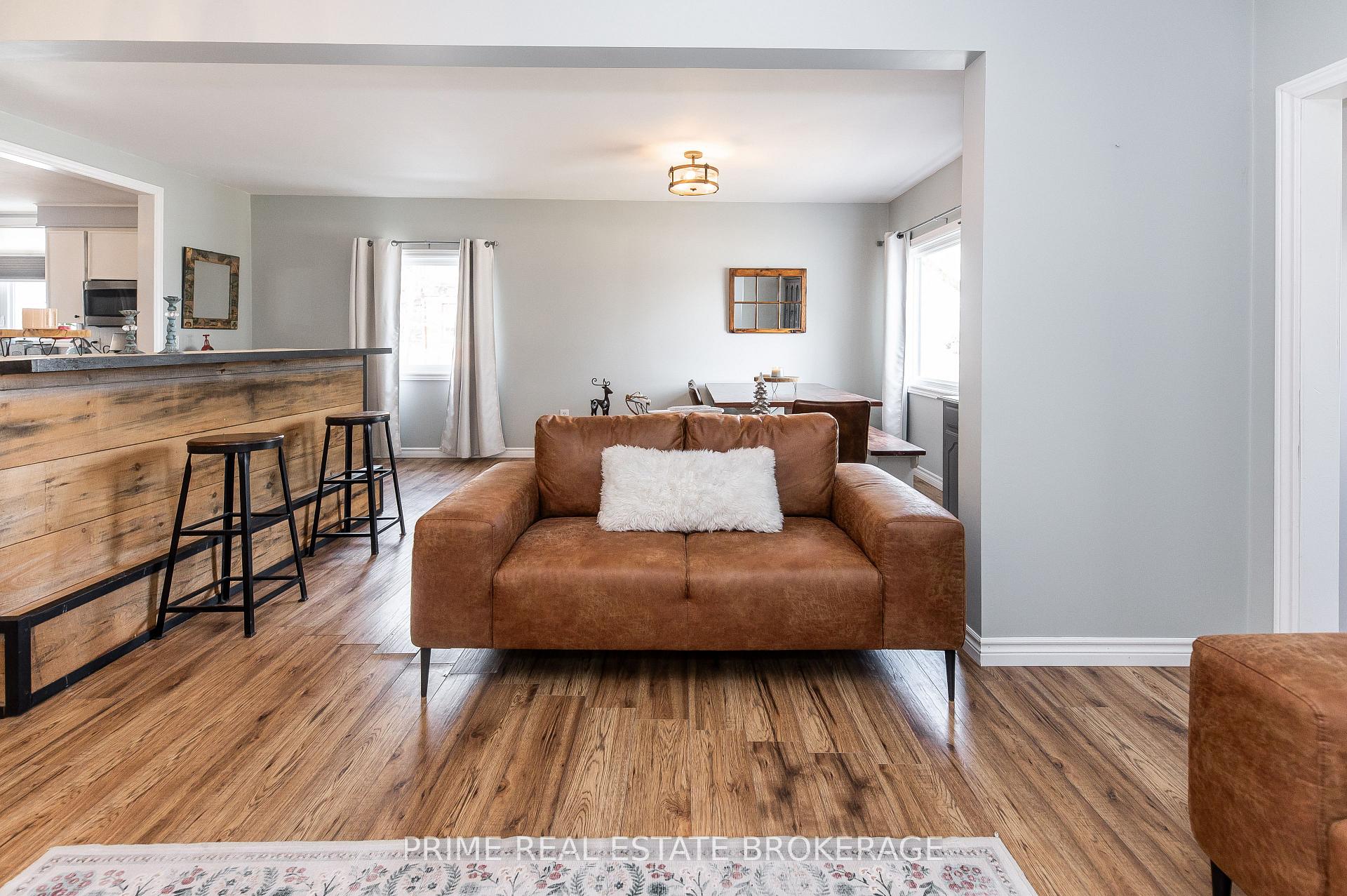 Photo 9 of 132 Graham Road, West Elgin, West Lorne — HOMEH