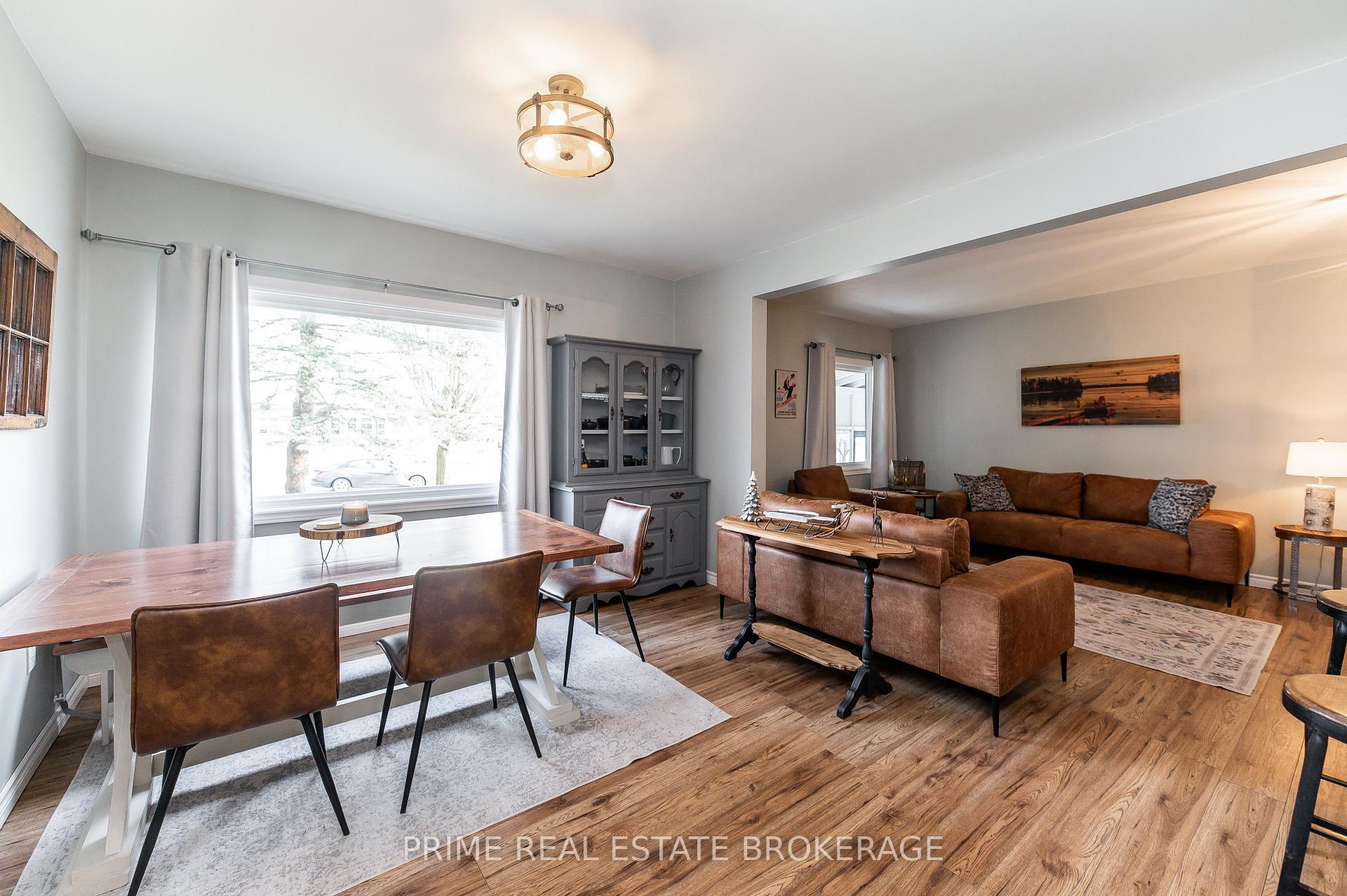 Photo 10 of 132 Graham Road, West Elgin, West Lorne — HOMEH