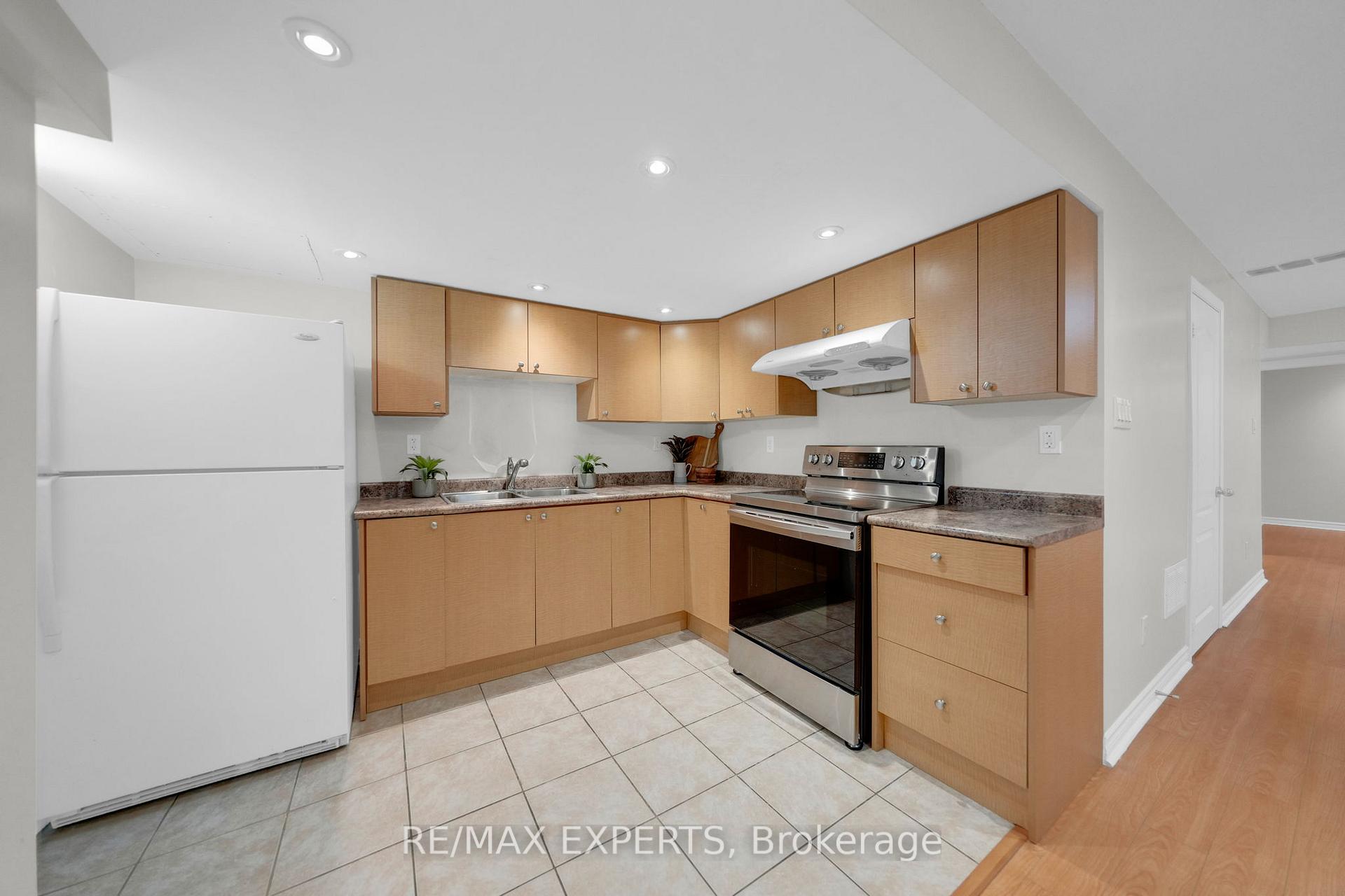 Photo 39 of 211 Davos Road, Vaughan, Vellore Village — HOMEH