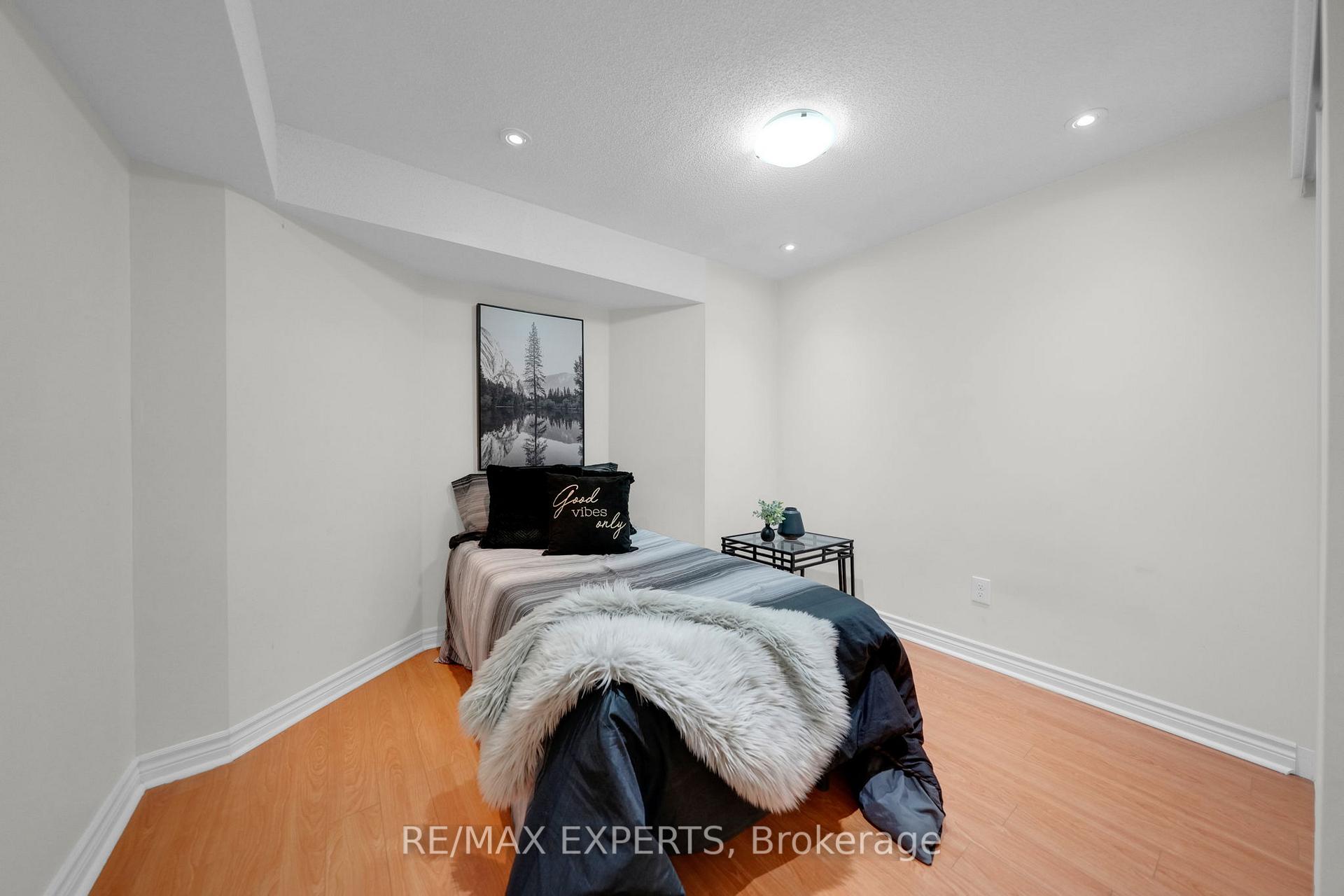 Photo 43 of 211 Davos Road, Vaughan, Vellore Village — HOMEH