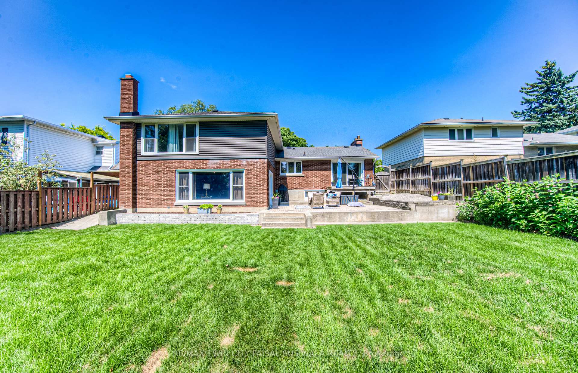 Photo 3 of 85 Braeside Avenue, Waterloo — HOMEH