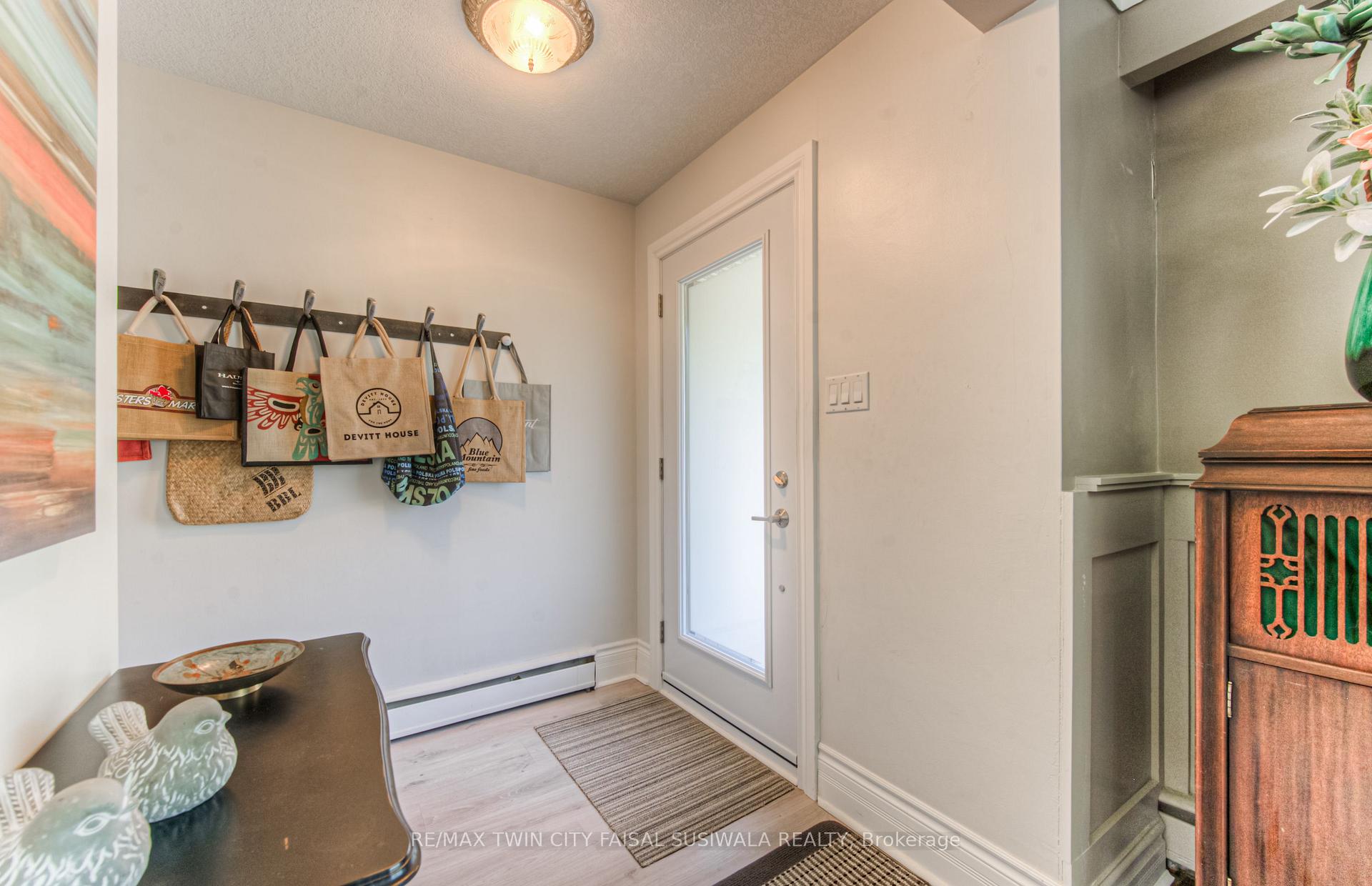 Photo 9 of 85 Braeside Avenue, Waterloo — HOMEH
