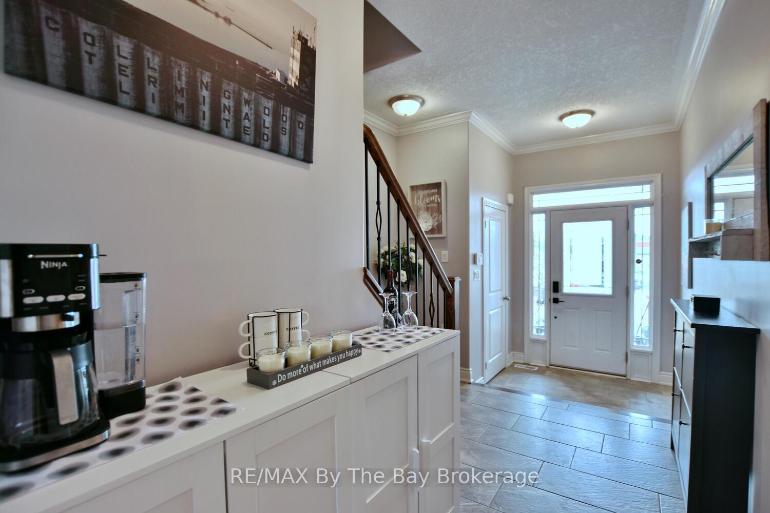 Photo 6 of 62 Puccini Drive, Wasaga Beach — HOMEH