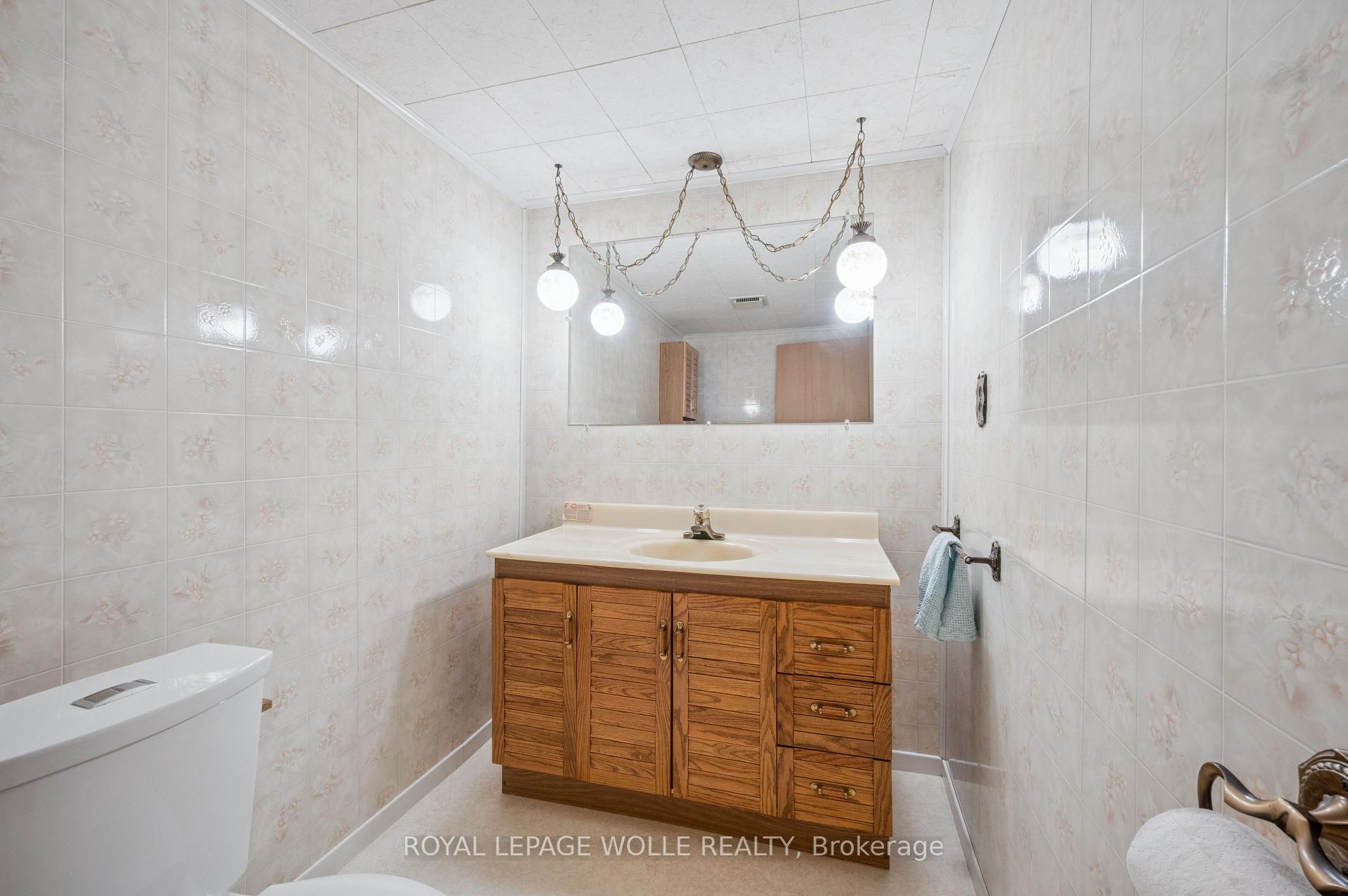 Photo 52 of 409 Kane Drive, Waterloo — HOMEH