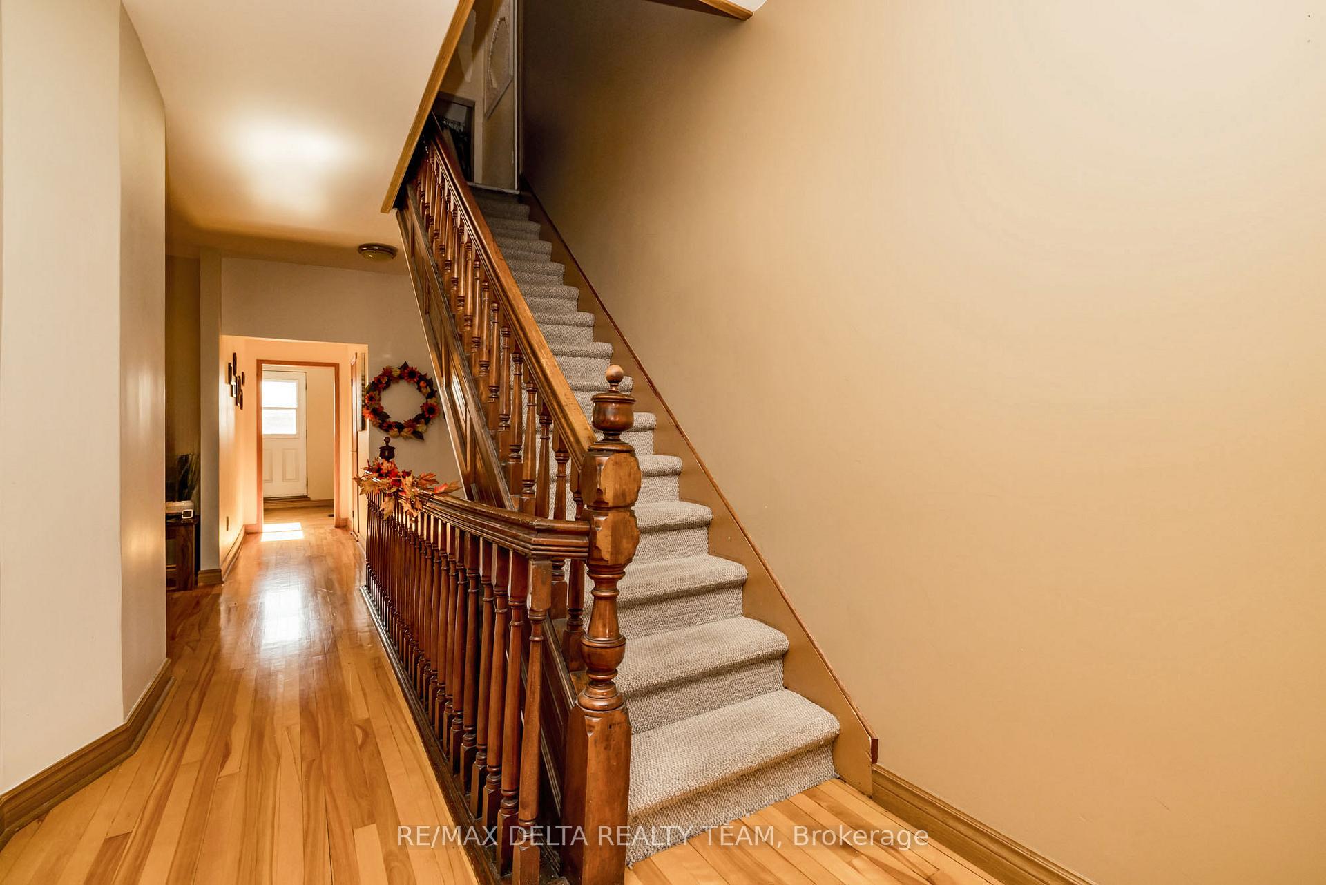 Photo 32 of 90 Spruce Street, Ottawa, West Centre Town — HOMEH